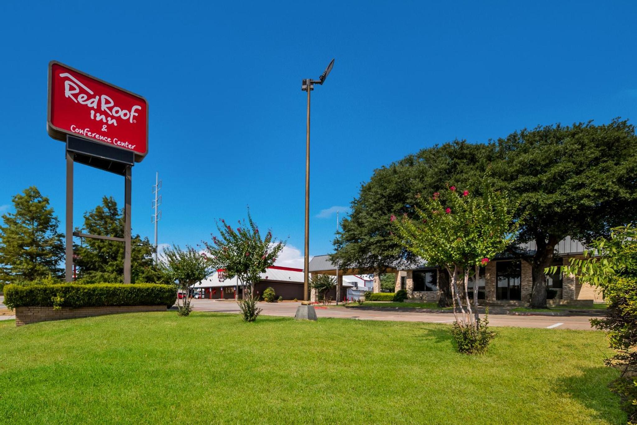 Red Roof Inn Conference Center McKinney - Property Image 21