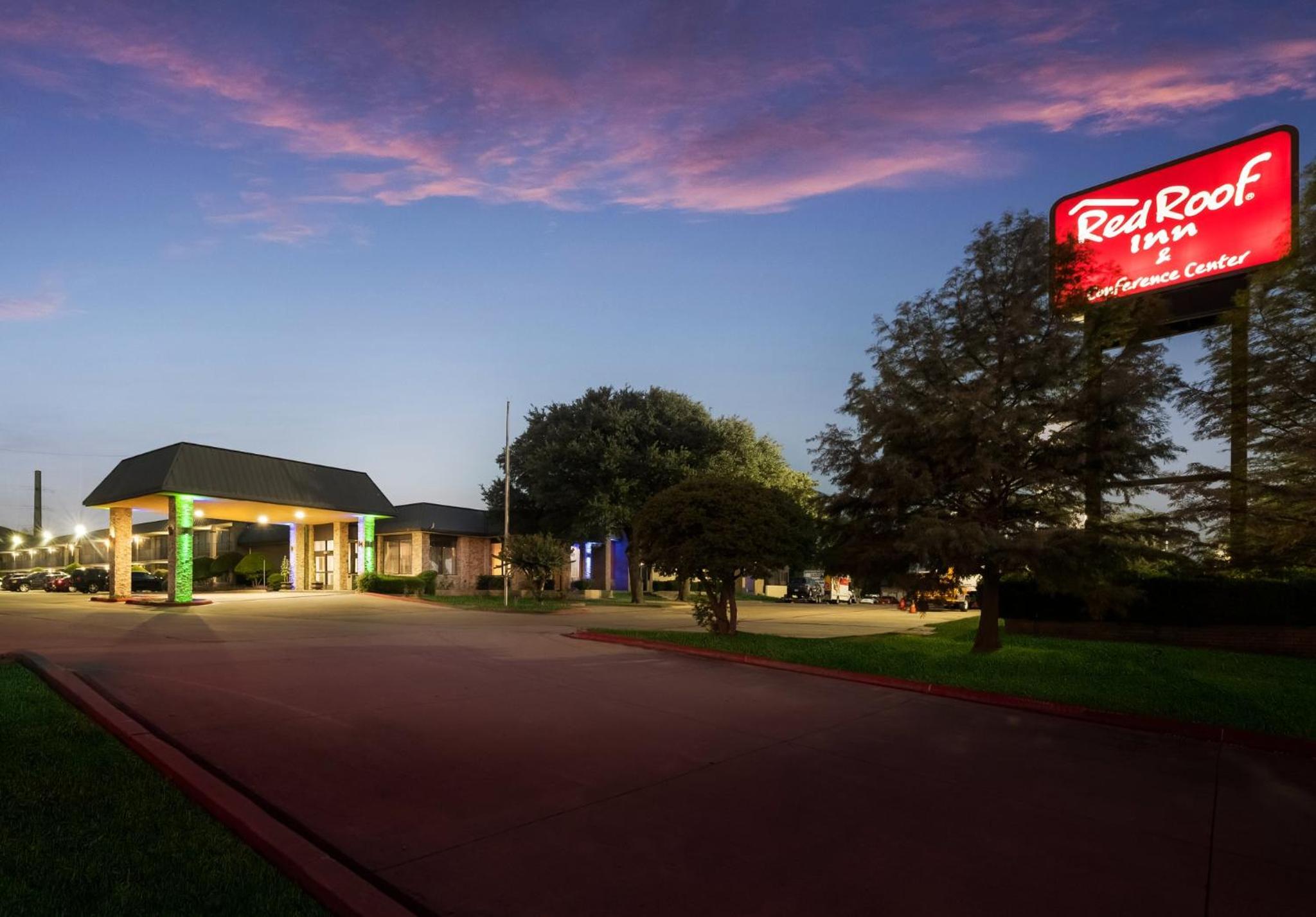 Red Roof Inn Conference Center McKinney - Property Image 22