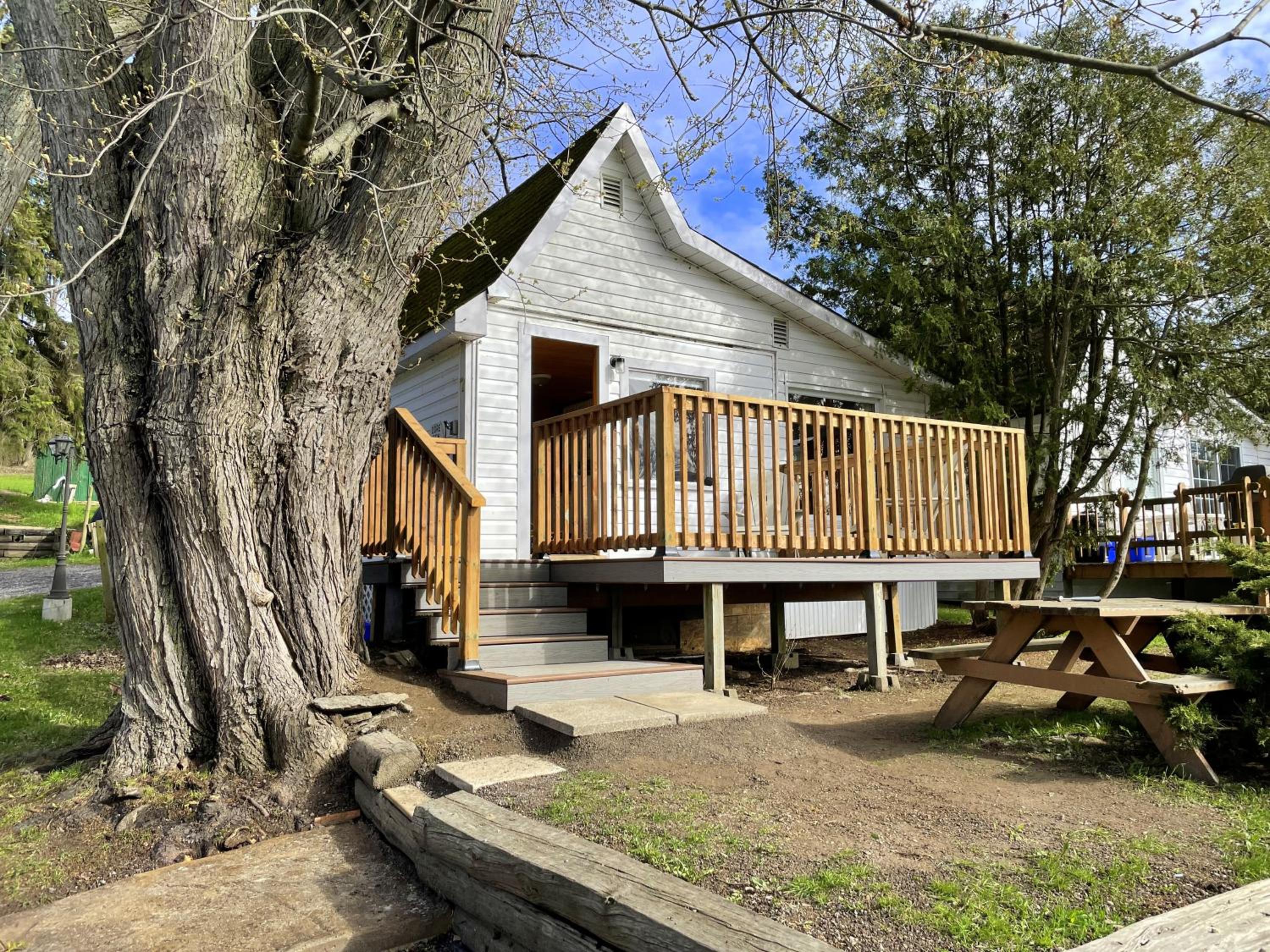 Merland Park Cottages and Motel