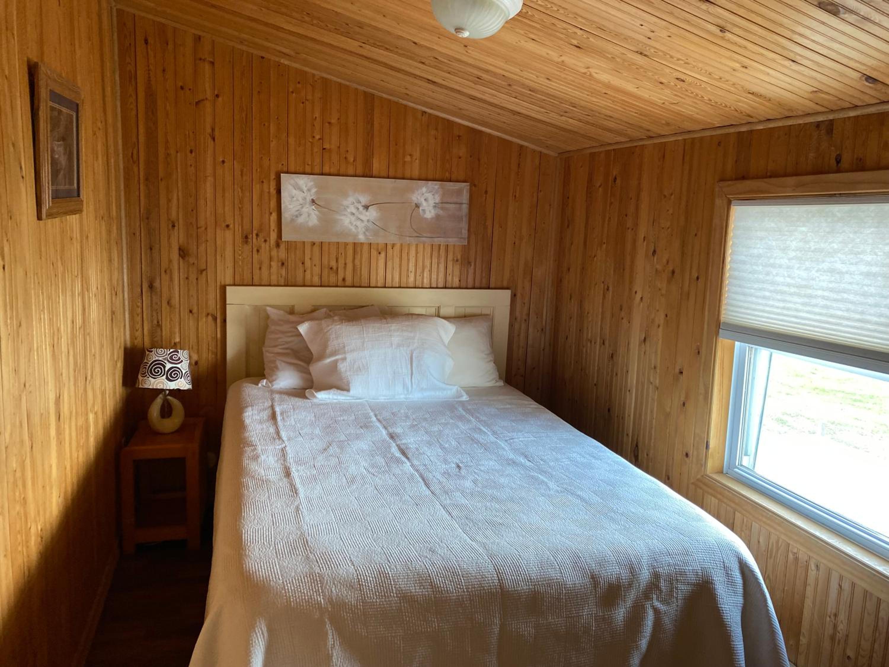 Merland Park Cottages and Motel