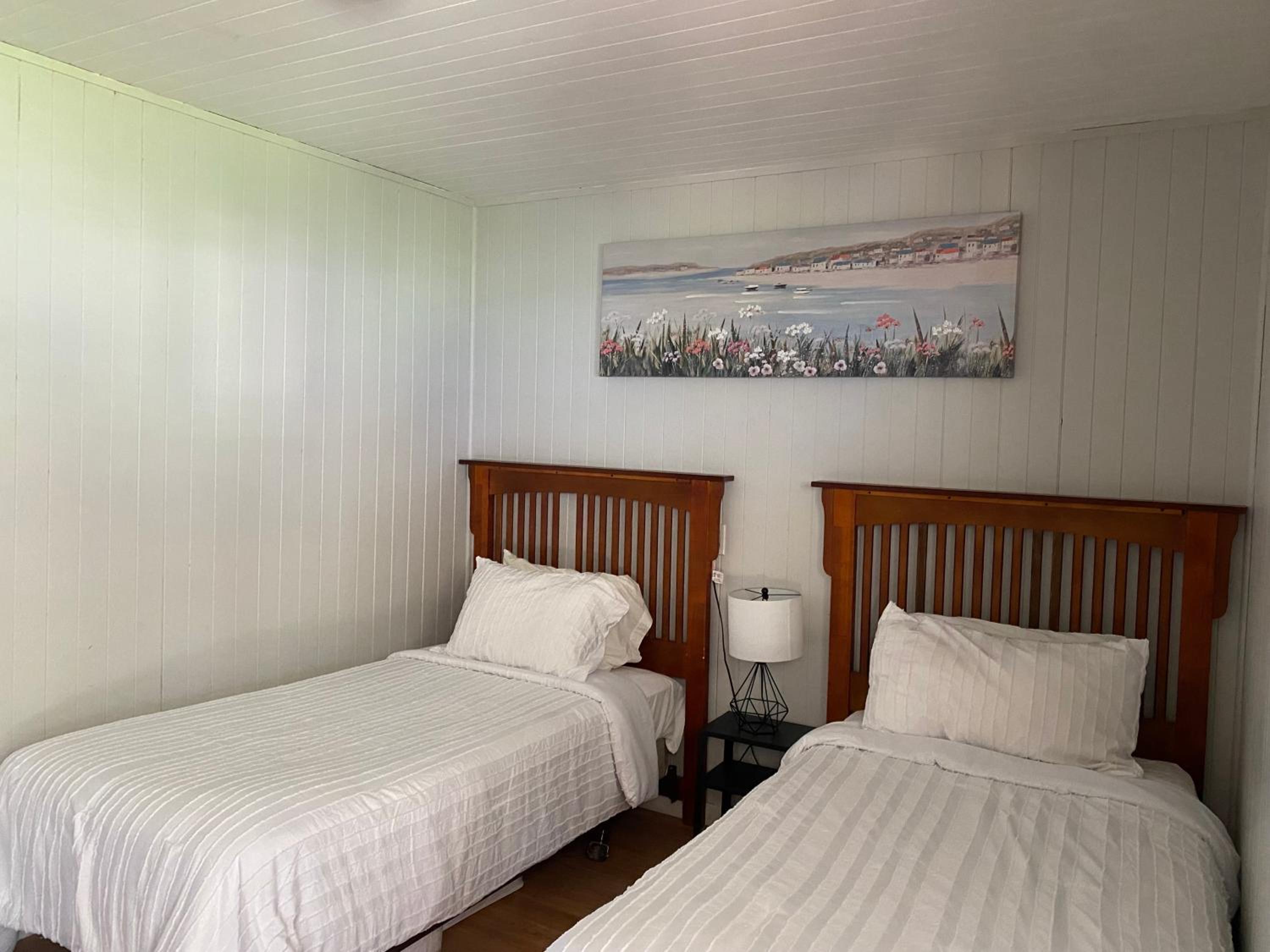 Merland Park Cottages and Motel