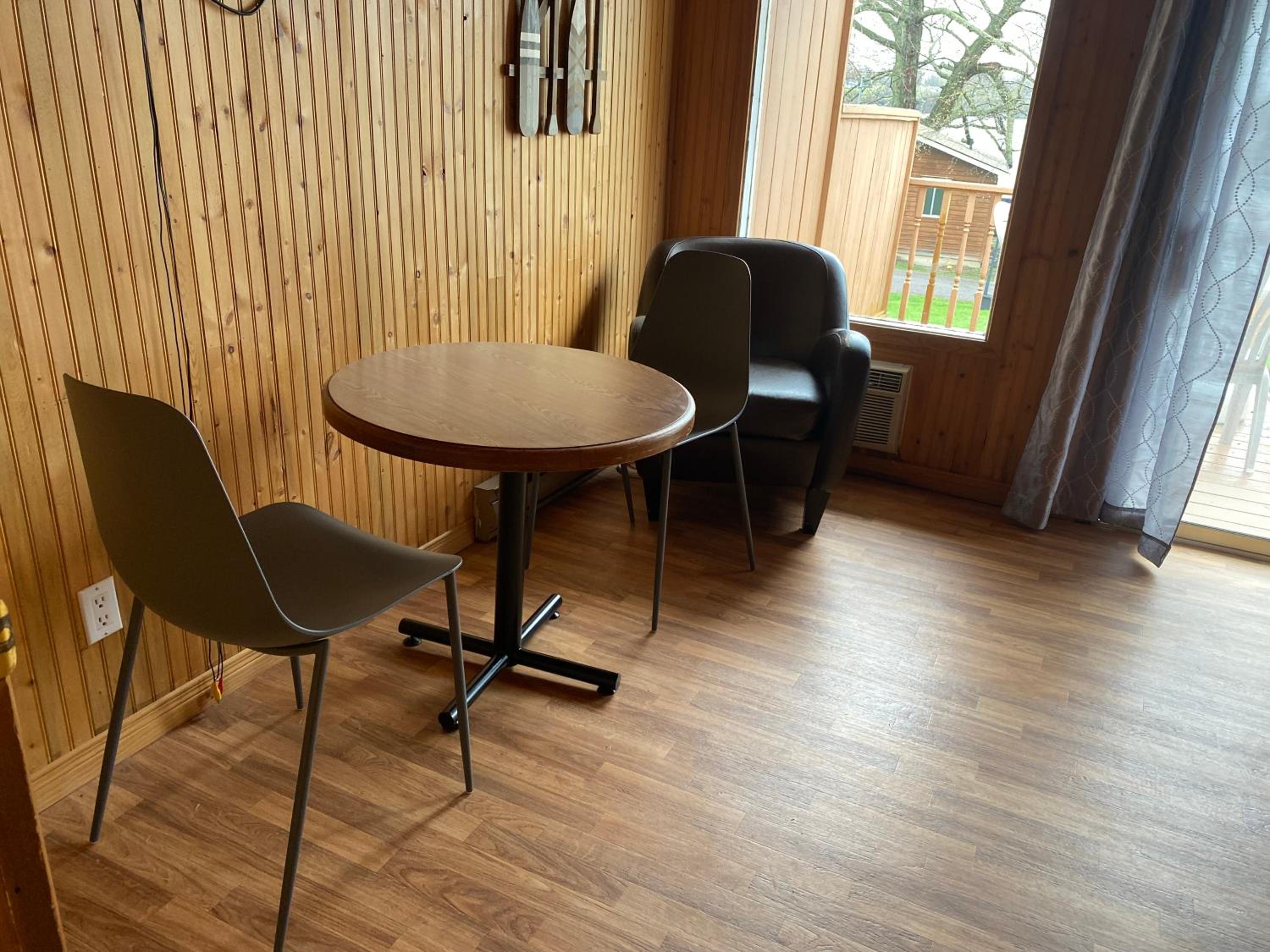 Merland Park Cottages and Motel