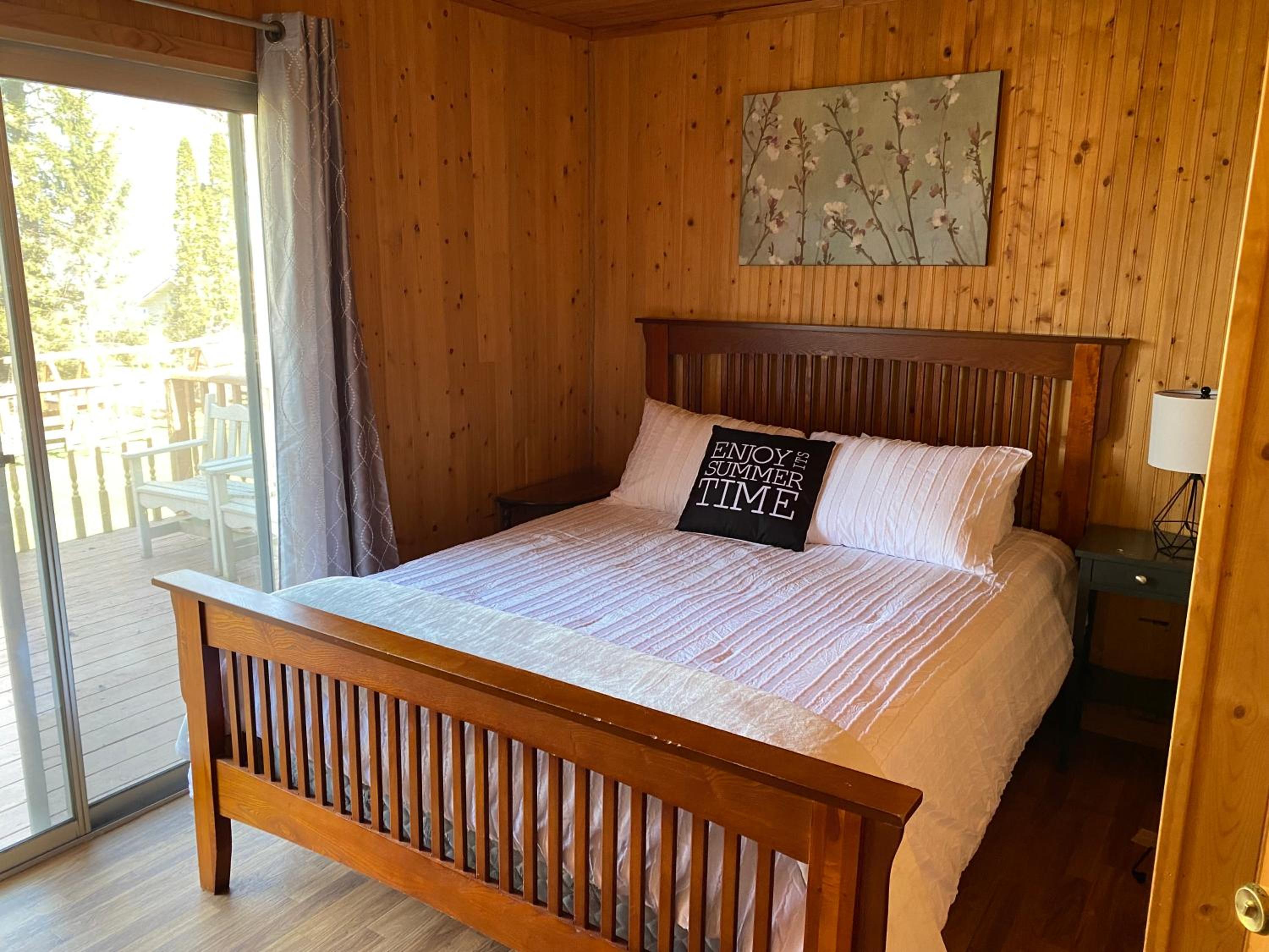 Merland Park Cottages and Motel