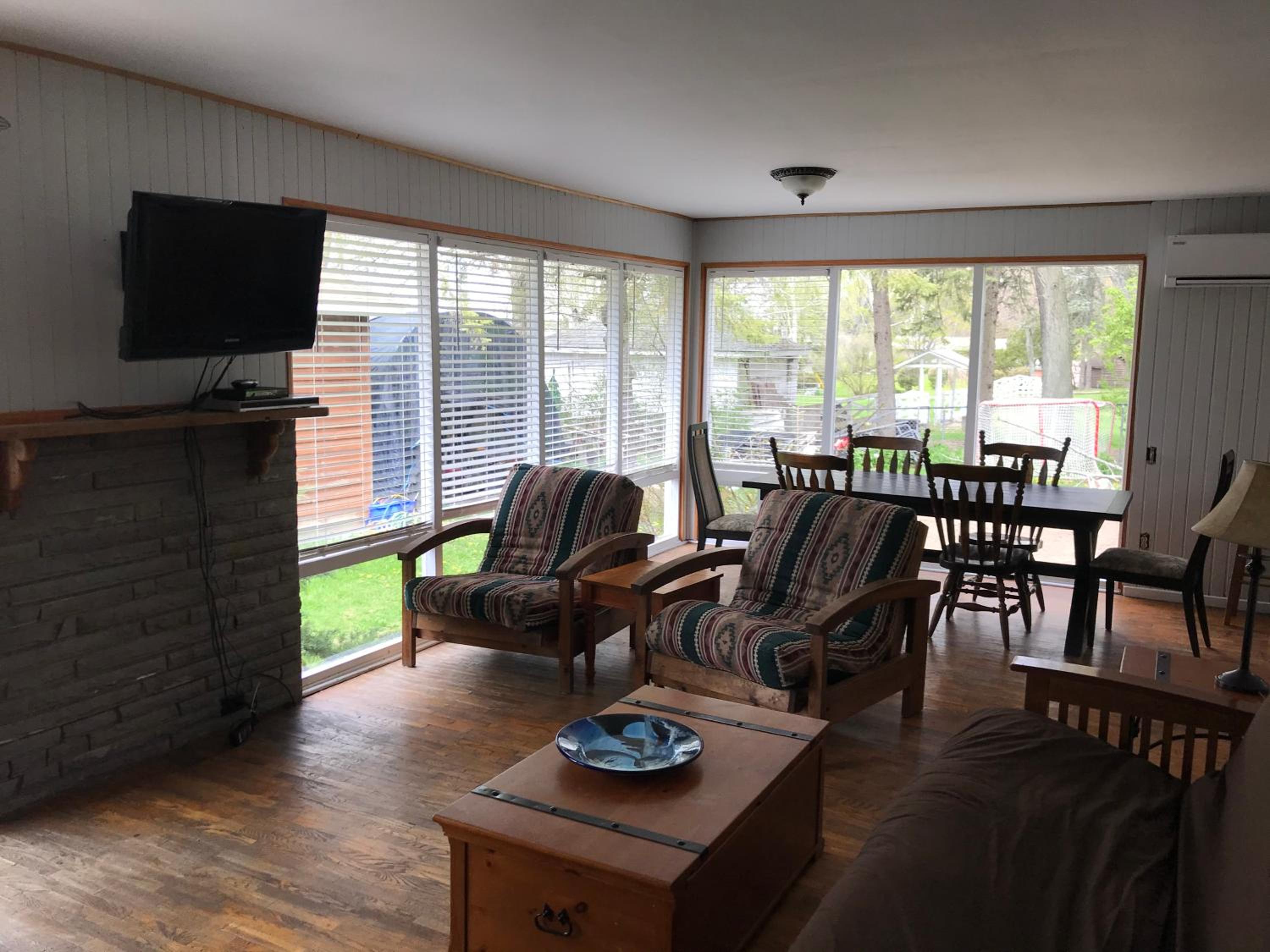 Merland Park Cottages and Motel