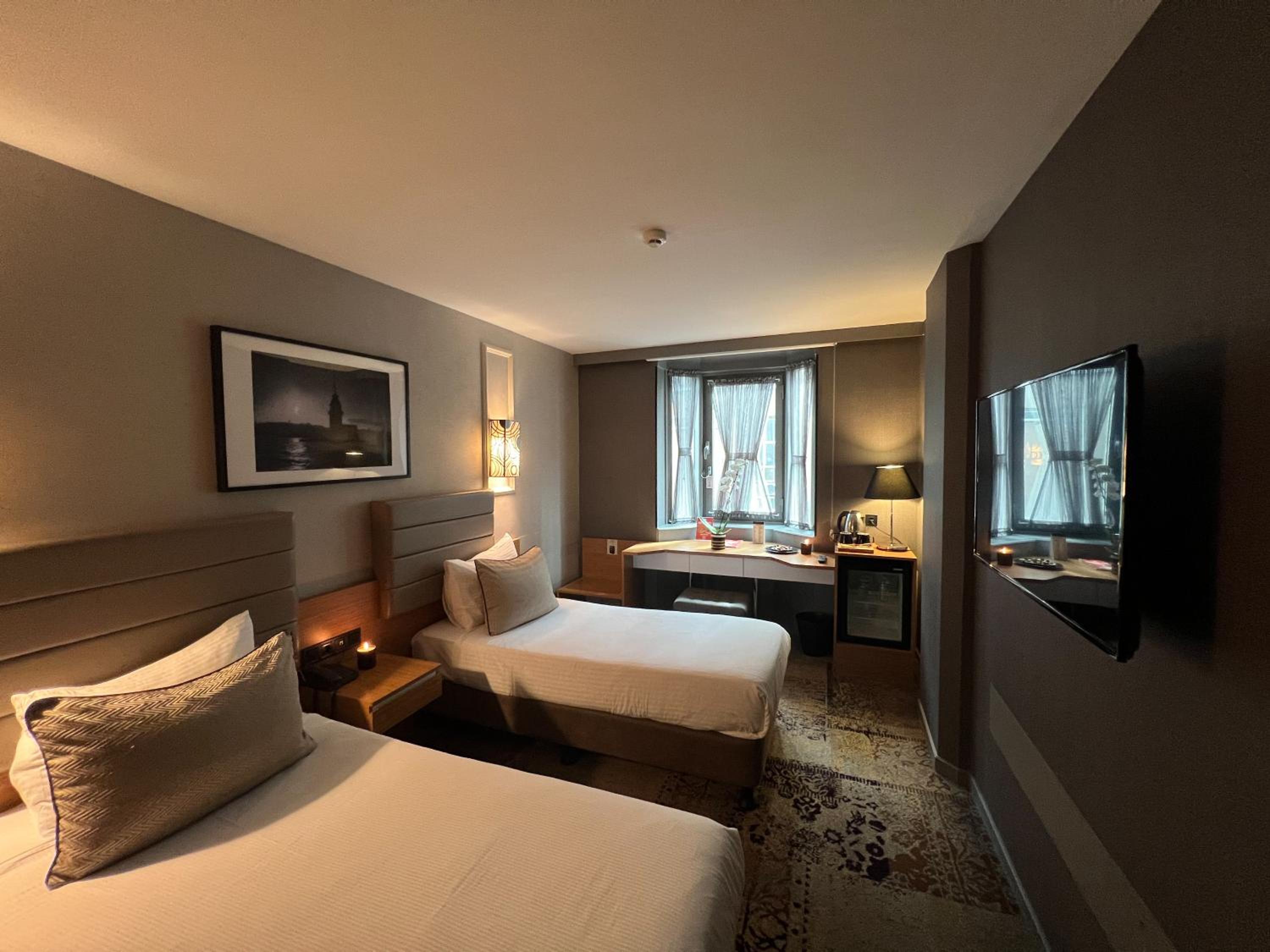 All Seasons Hotel - Image 10