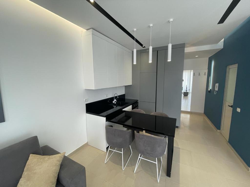Domi Luxury beach view apartments in Saranda