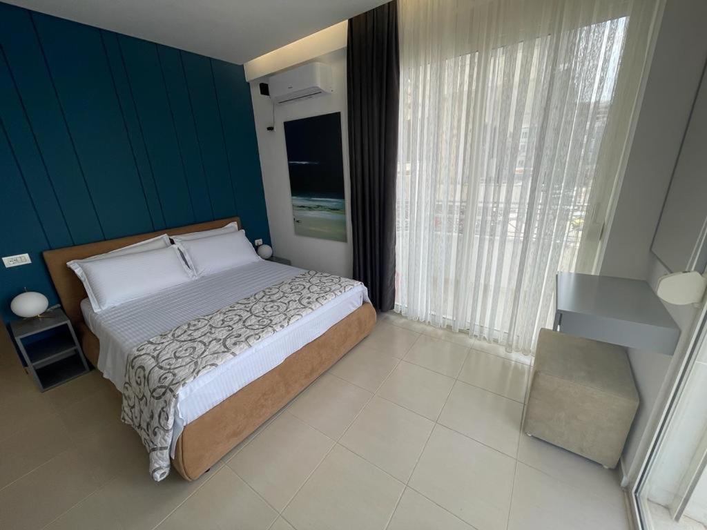 Domi Luxury beach view apartments in Saranda photo 4