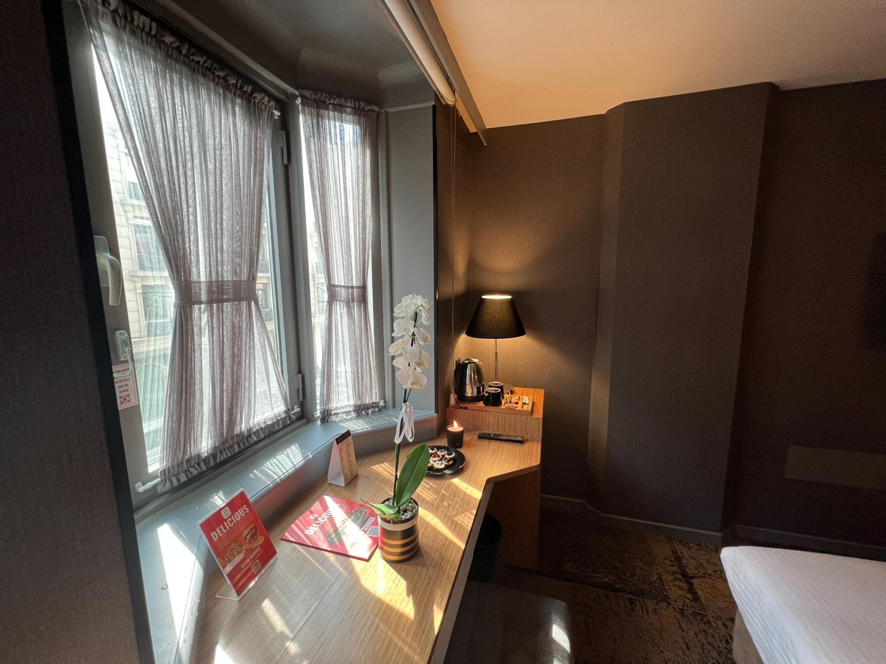 All Seasons Hotel - Image 76