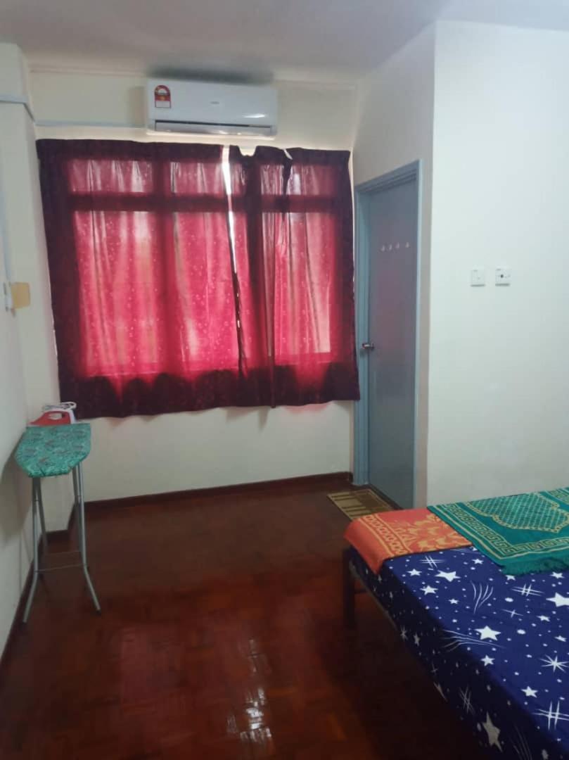 Haji Din Cocobay Condo