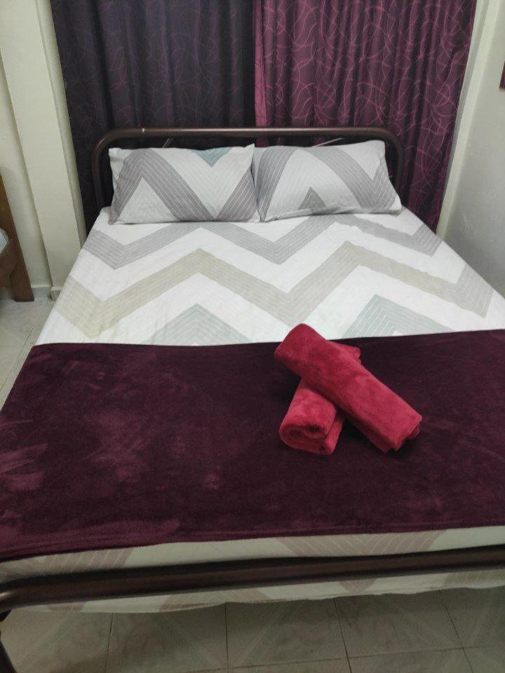 CiTY Roomstay Budget Midtown Kuala Terengganu 2queen beds photo 3
