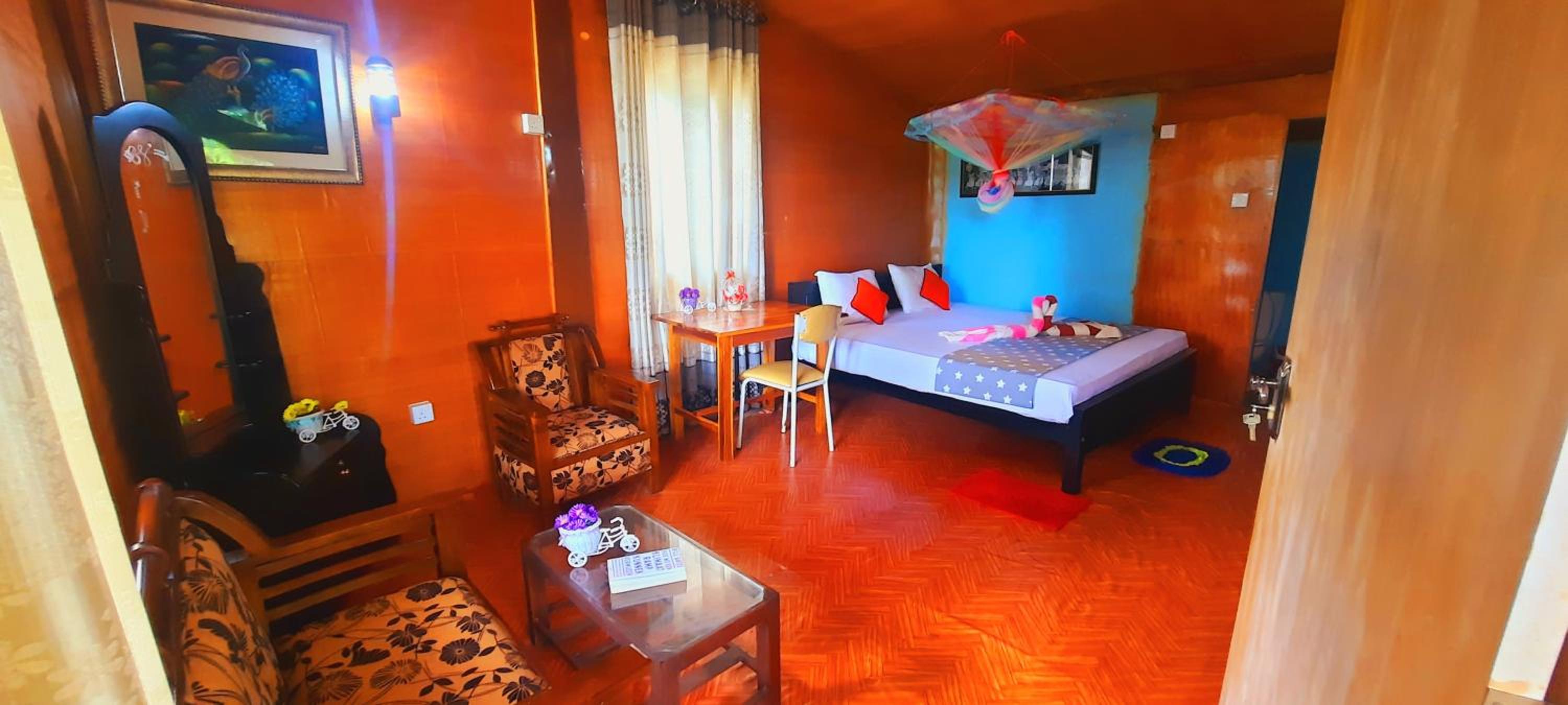La Casa Safari Cottages view 3