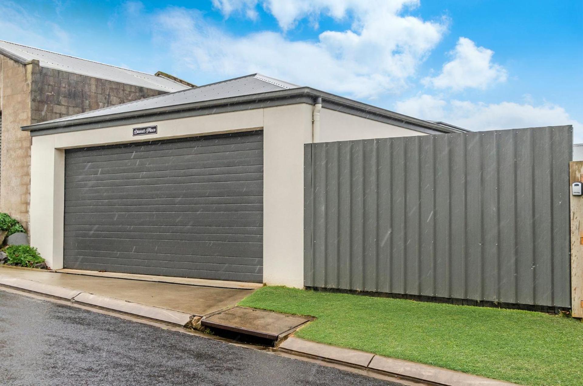 Warrnambool Vacations - Dianas Place - Property Image 3