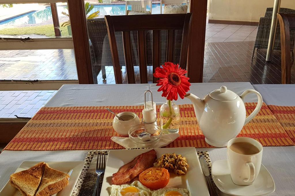 Somona Guest House