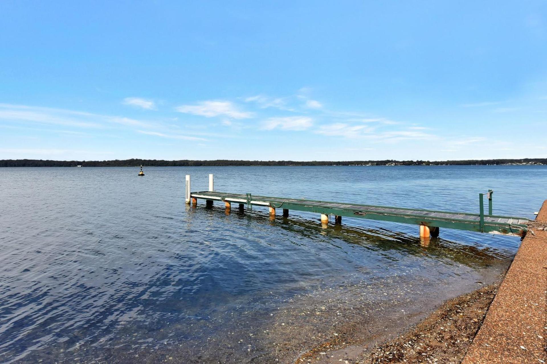Sunshine Lake Views with Jetty and Slipway