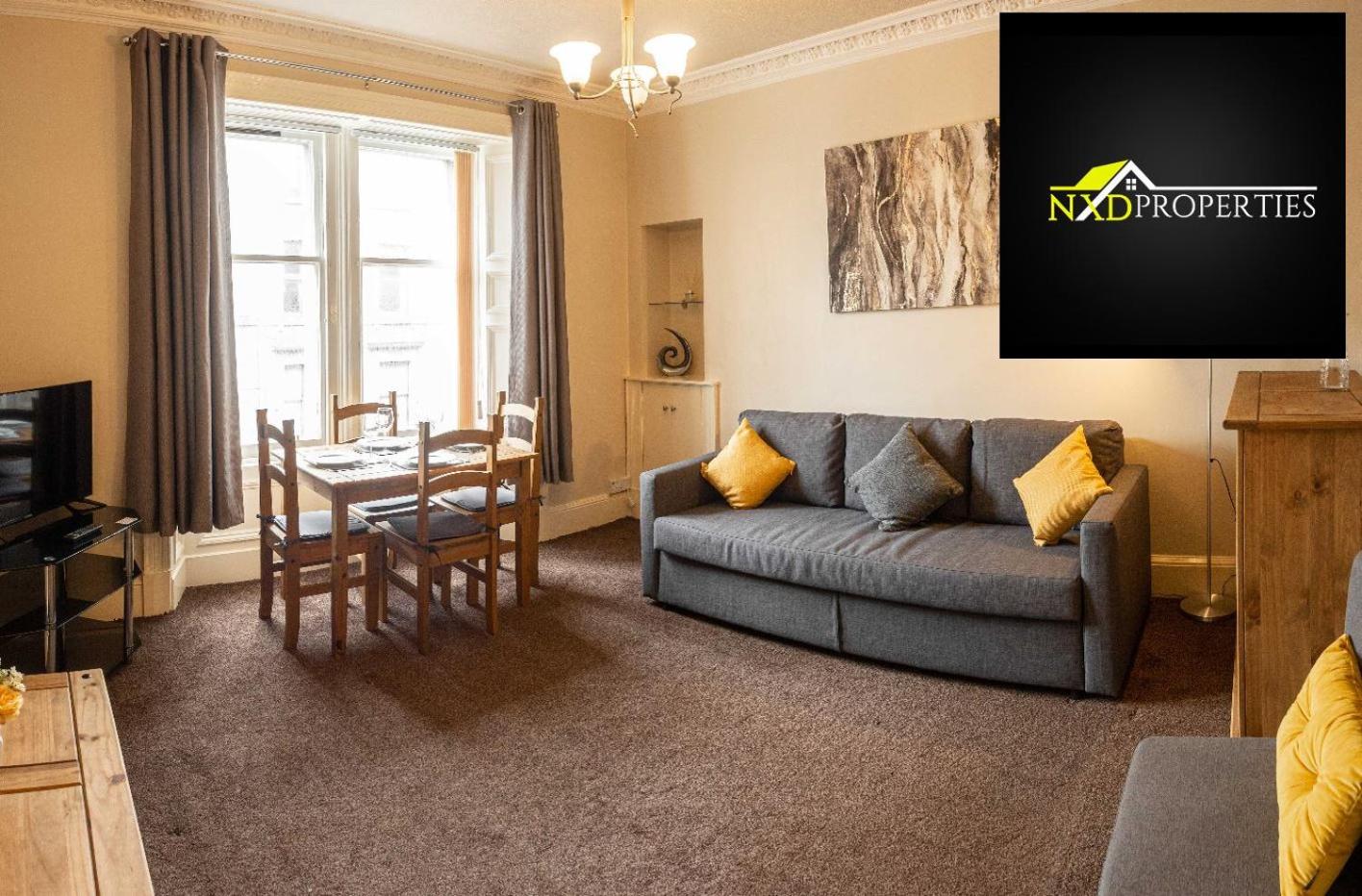 ☆ Central, Spacious Apartment Close to University☆ view 4
