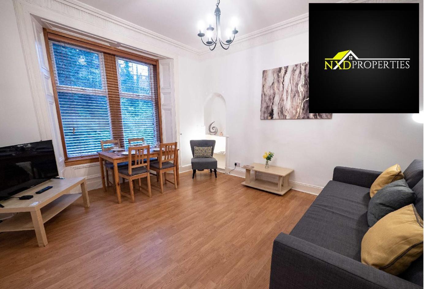 ☆ Spacious 2 Bed flat, Close to University ☆ view 3