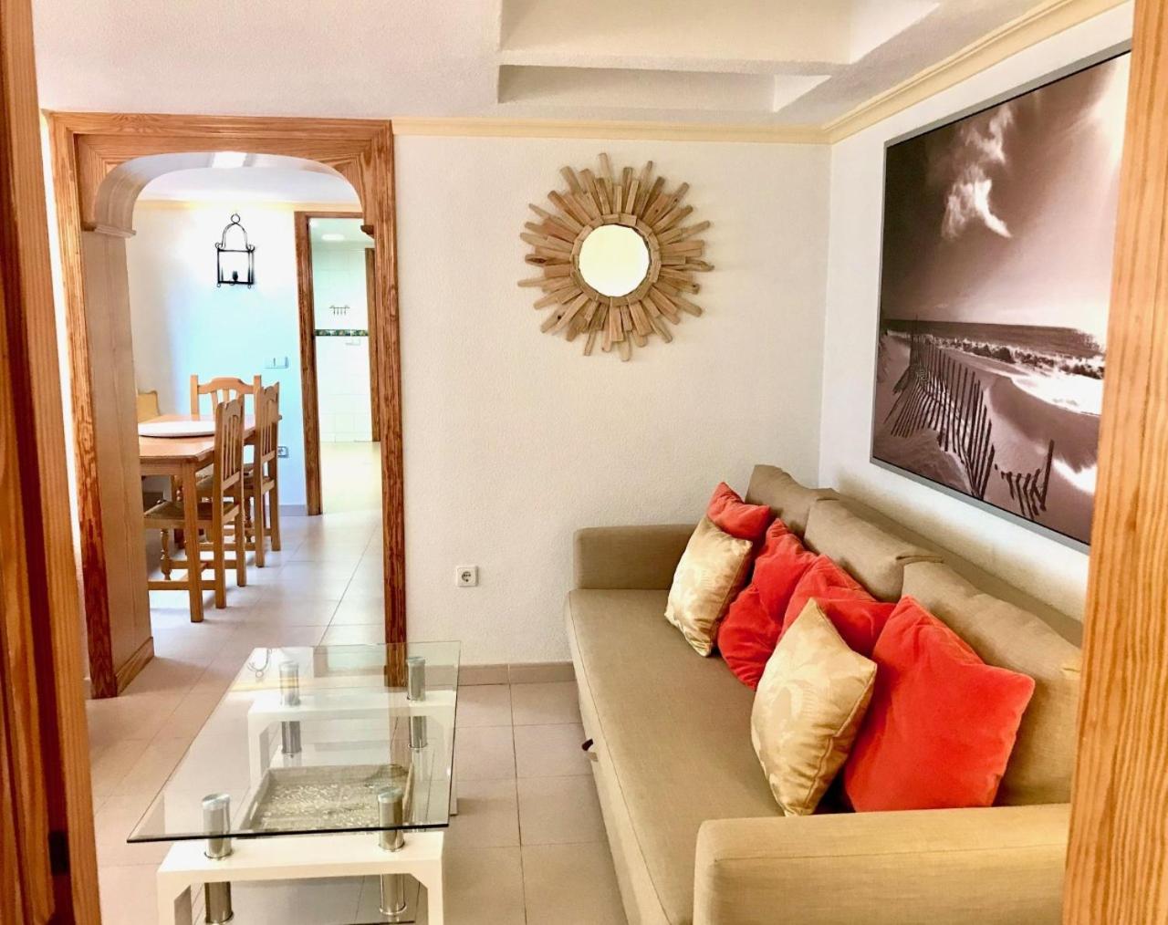Apartamentos María Cristina Beach view 5