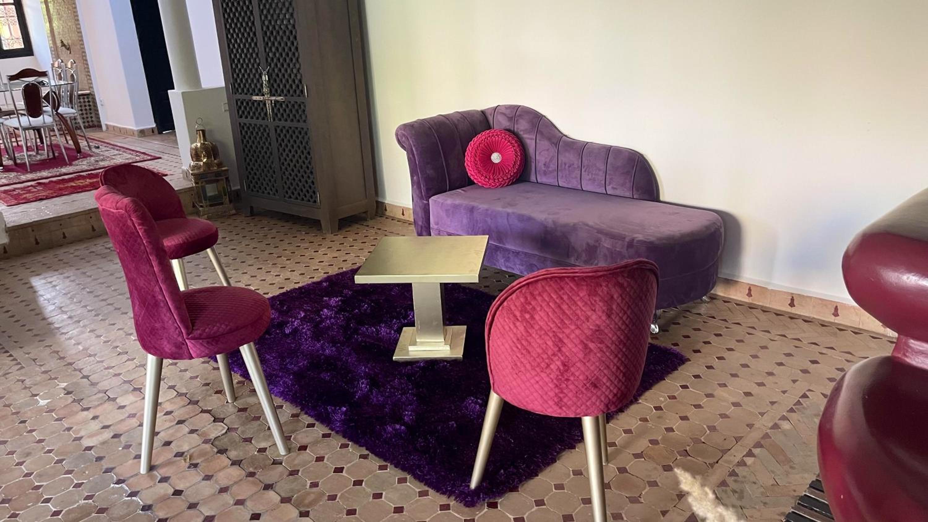 lounge