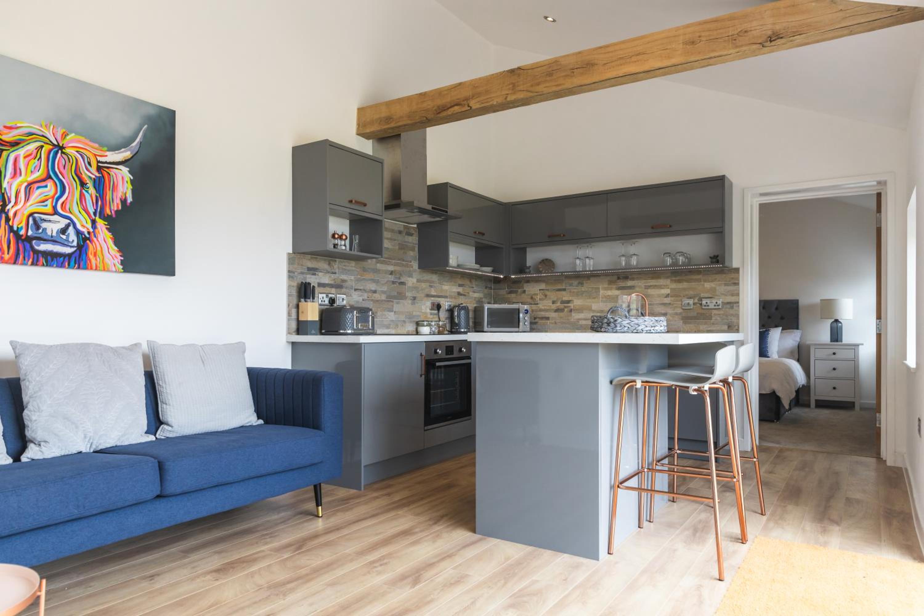Apartment in the Countryside with Hot Tub view 3