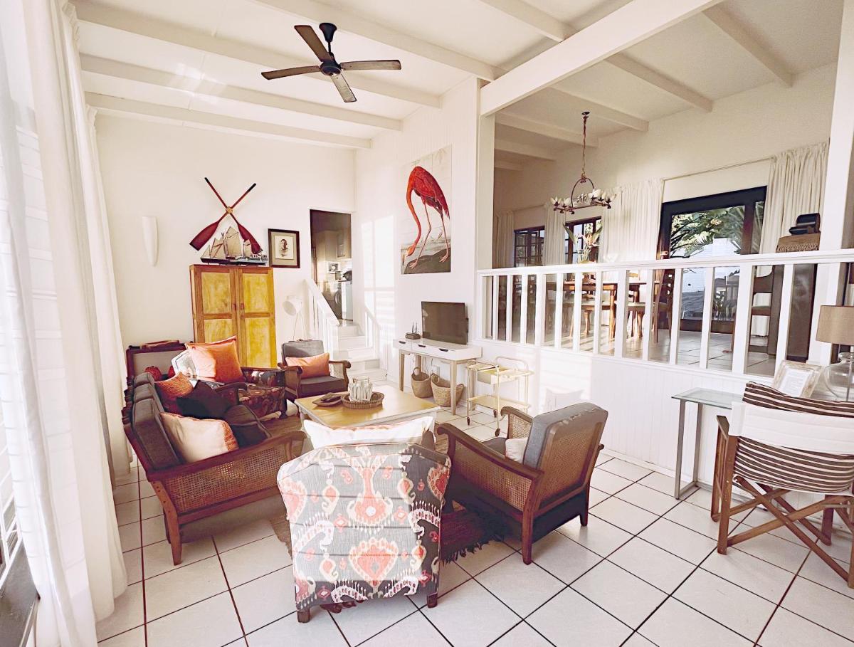 B'Lenghi Beach House view 5