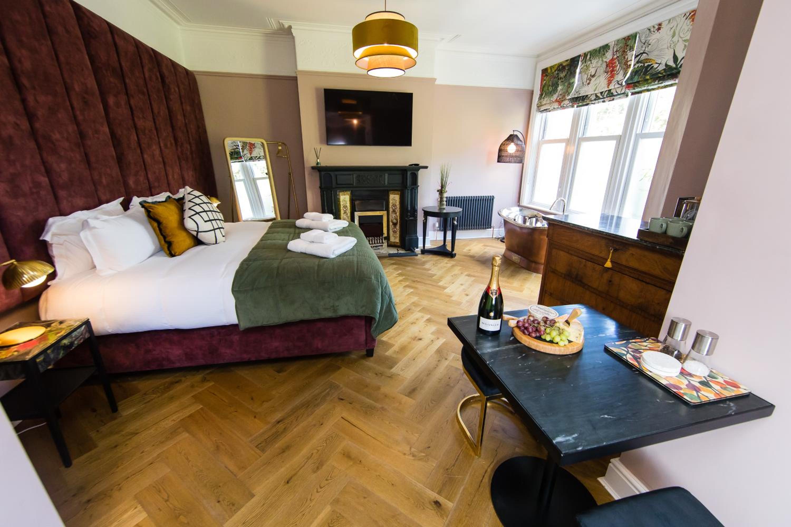 Dragon Villas - Harrogate view 5