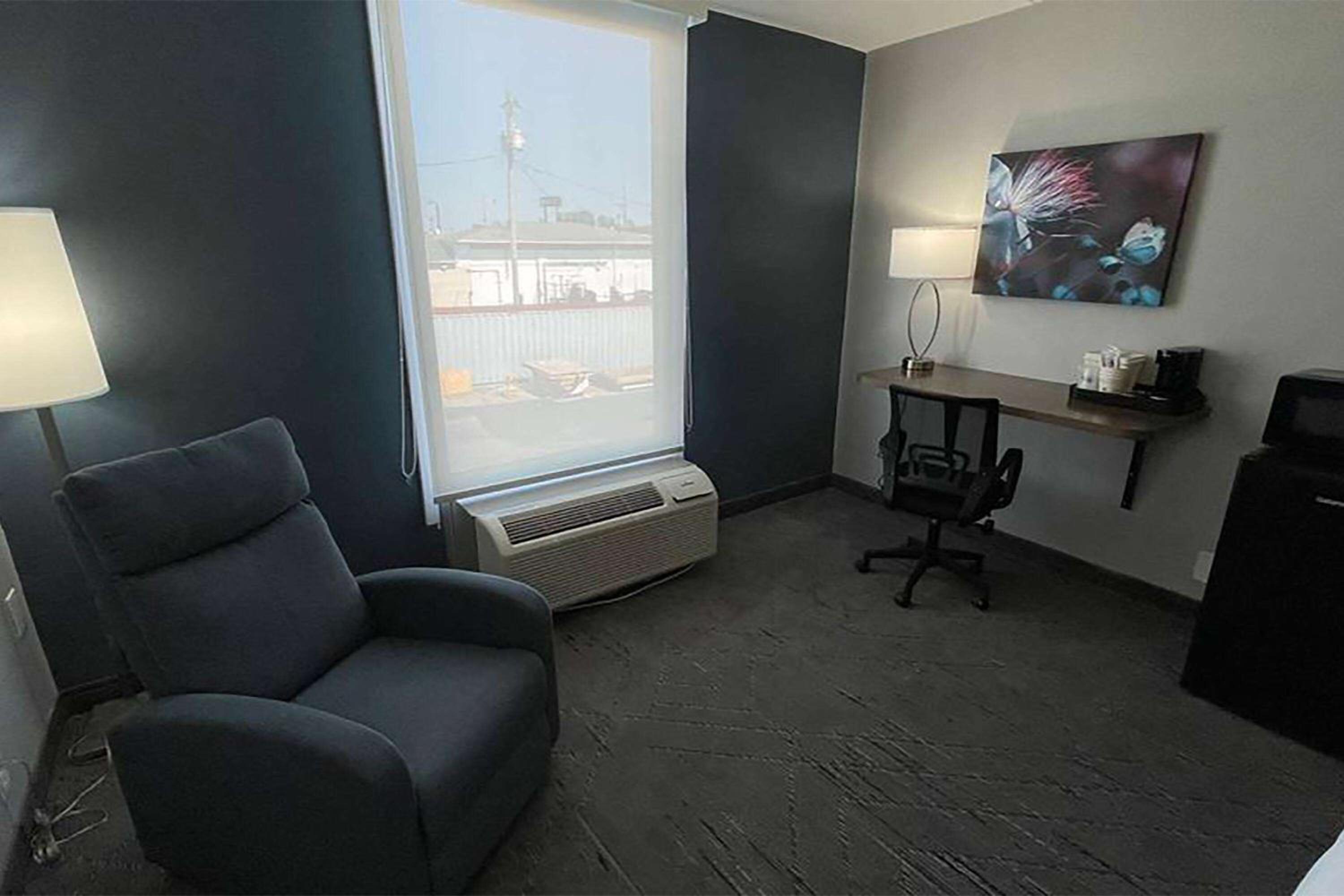 Days Inn & Suites by Wyndham Springfield OH view 5