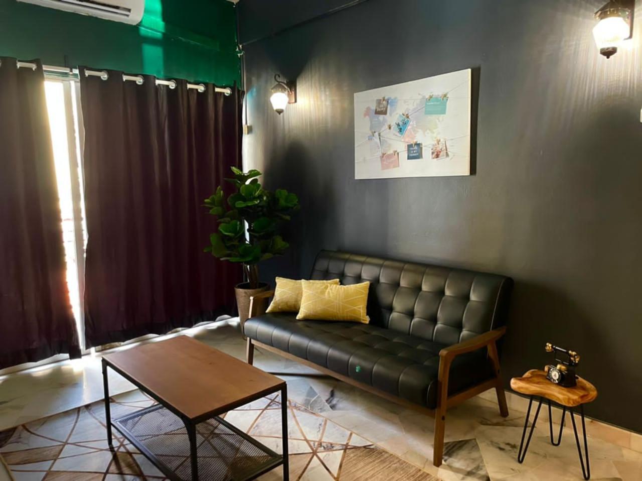 The Berlian Guesthouse - Teluk Kemang - 2 bedrooms apartmens with pool view photo 1
