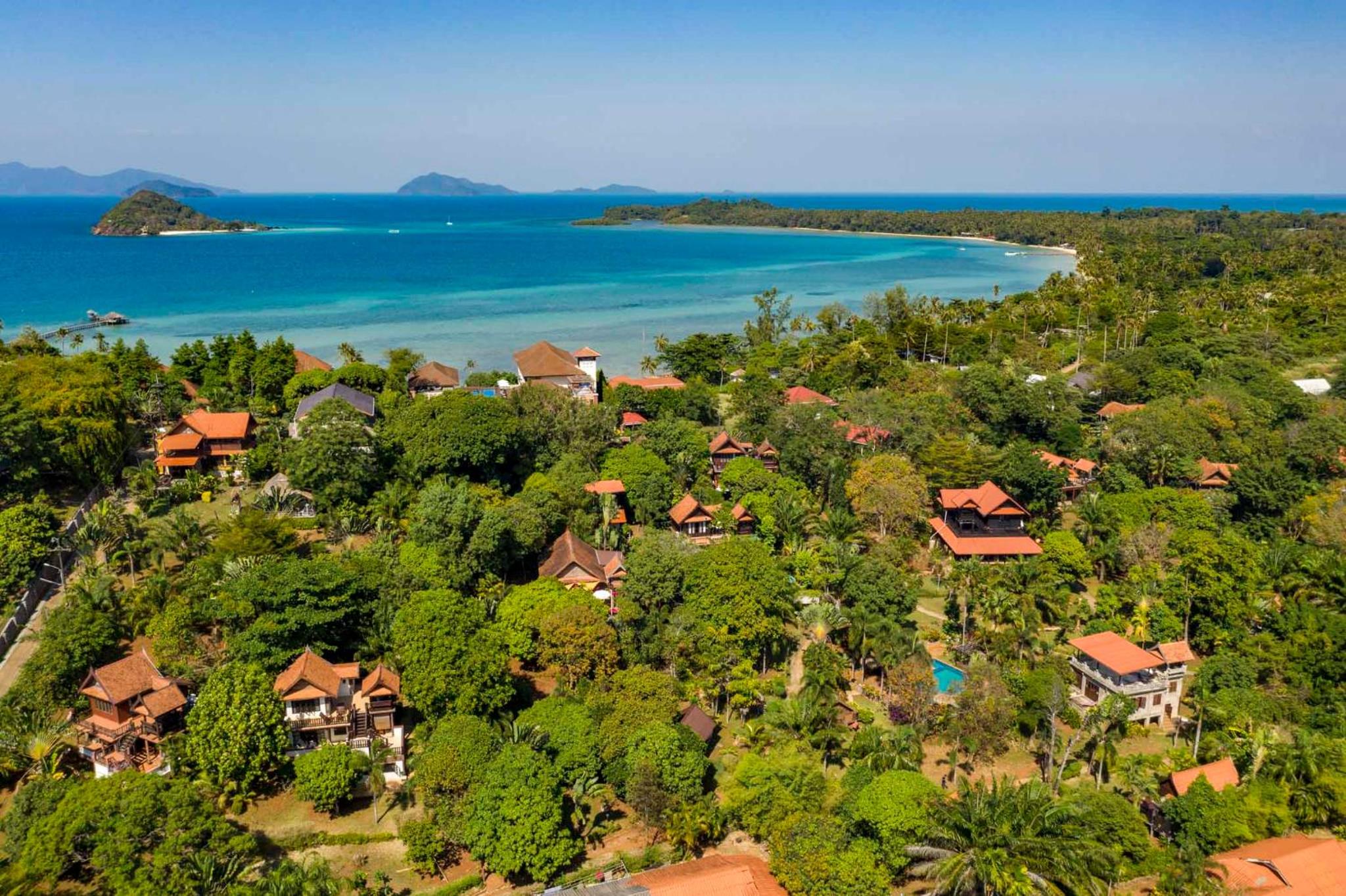 Hotel Good Time Sports Village Koh Mak - Image 1