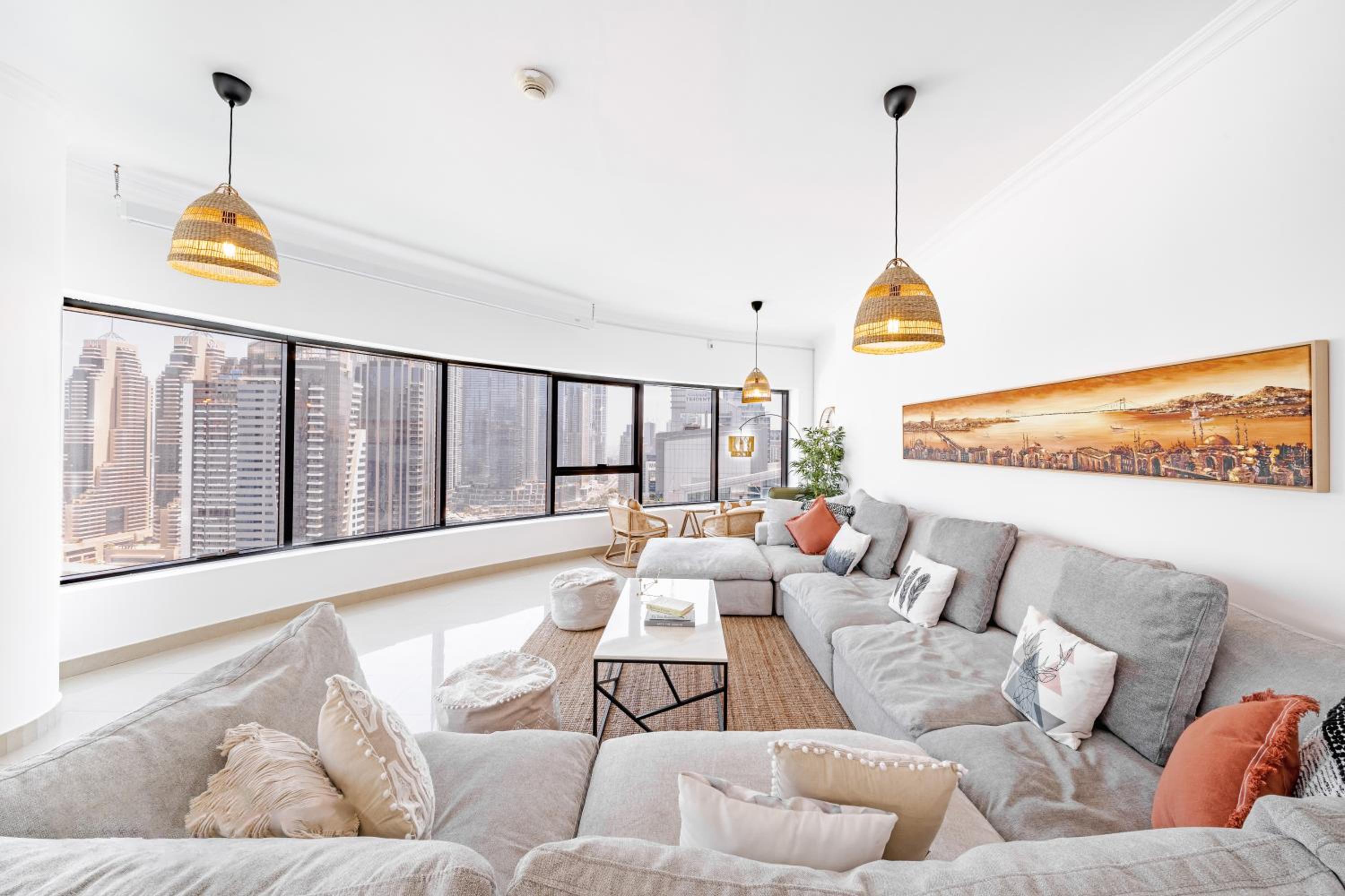 Spacious 3BR with 180˚ Dubai Marina Views