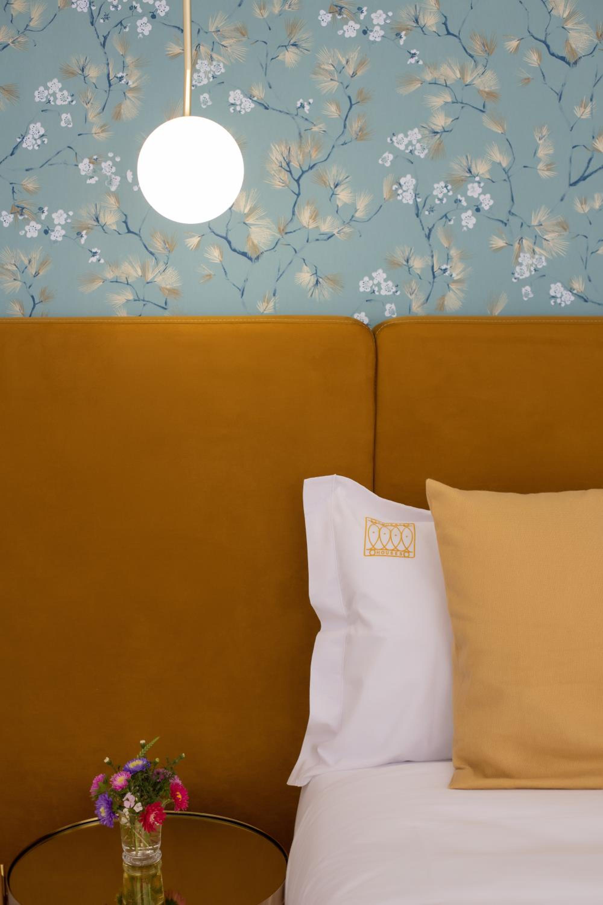 Trovador Guest House