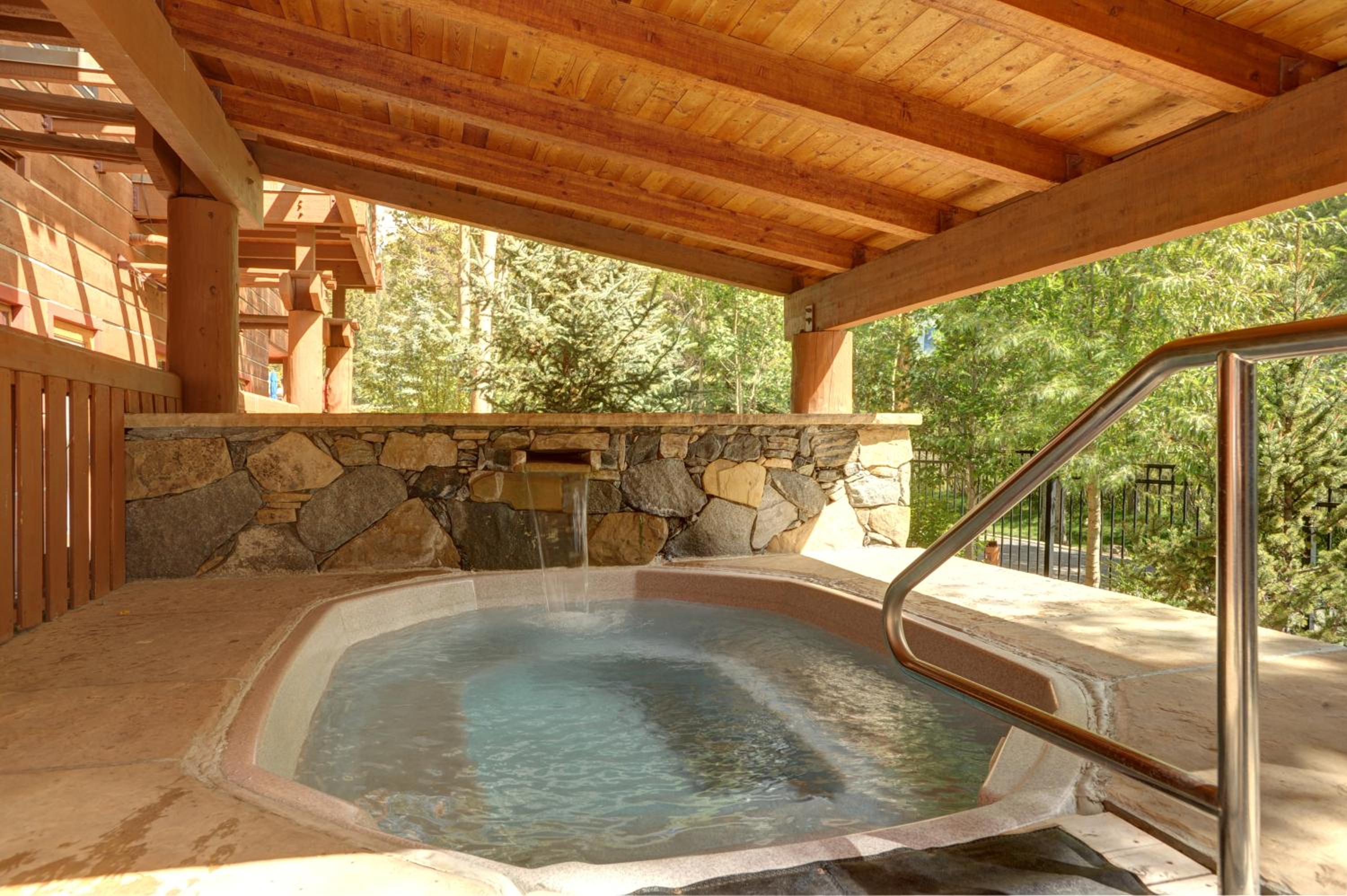Jackpine & Black Bear Condos by Vail Resorts view 4