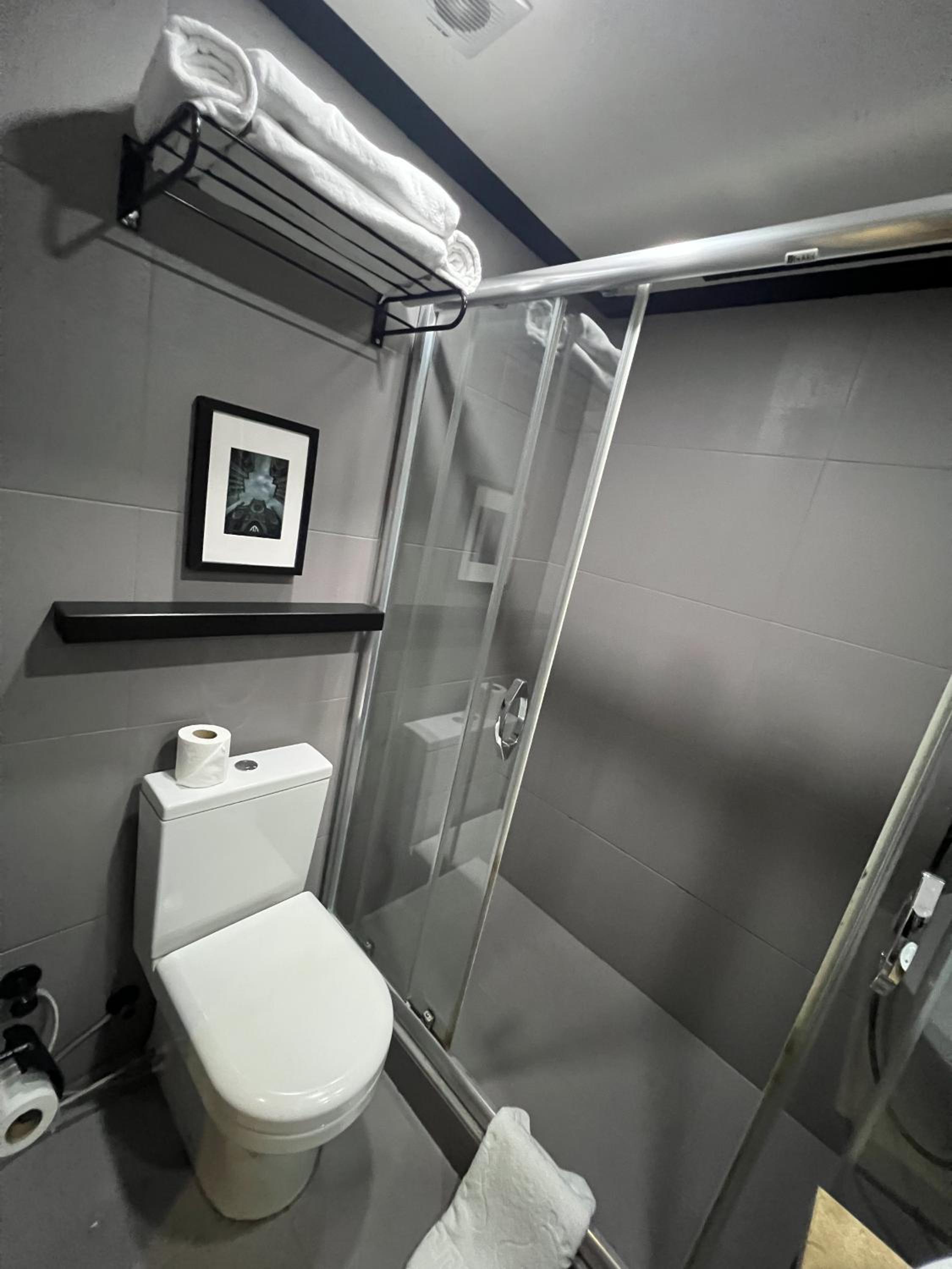 All Seasons Hotel - Image 78