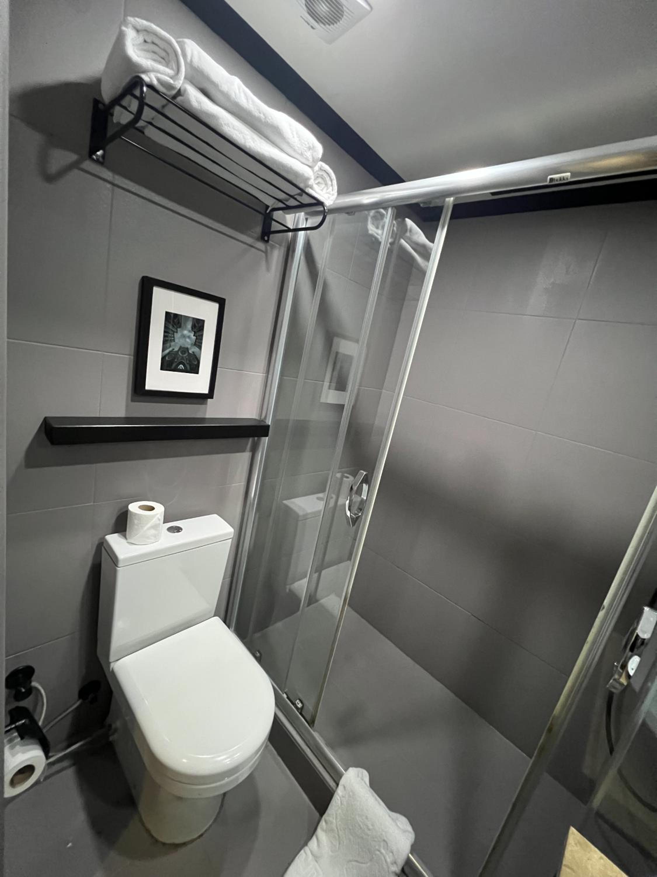 All Seasons Hotel - Image 77