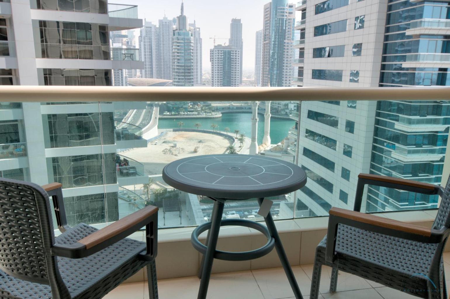 Modern Studio at Royal Oceanic JBR by Deluxe Holiday Homes