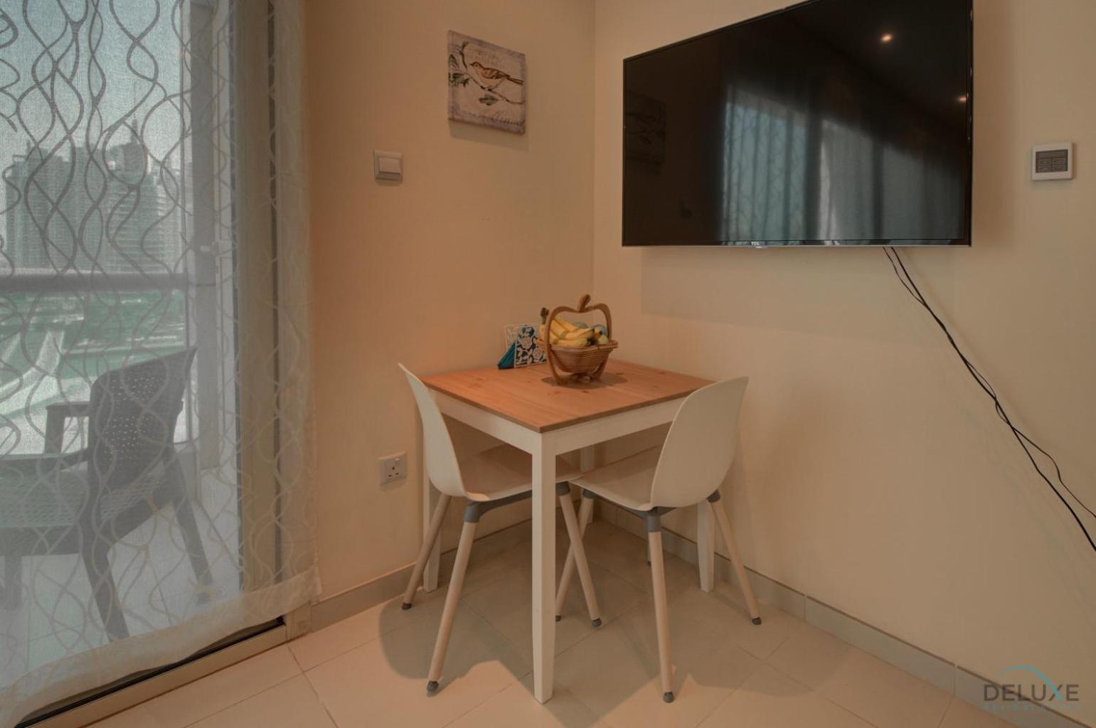 Modern Studio at Royal Oceanic JBR by Deluxe Holiday Homes