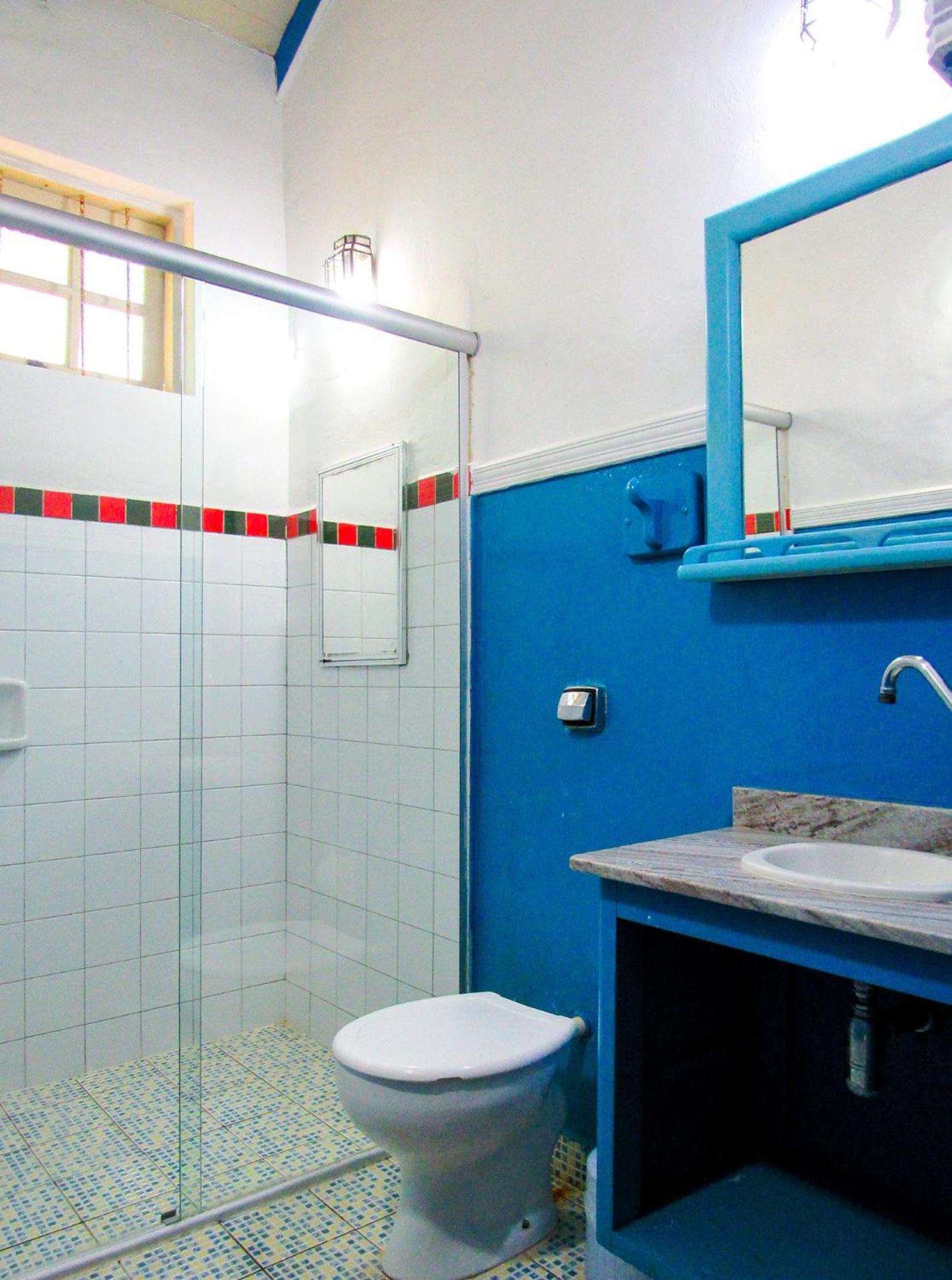 Casa com saida privativa para a Praia do Felix SP