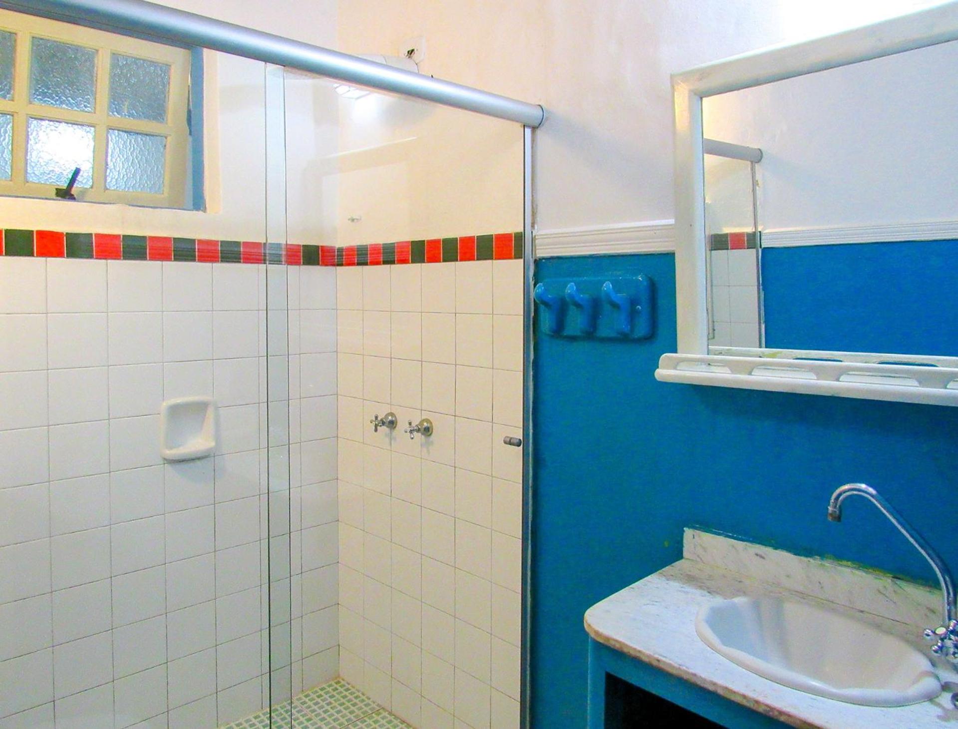 Casa com saida privativa para a Praia do Felix SP