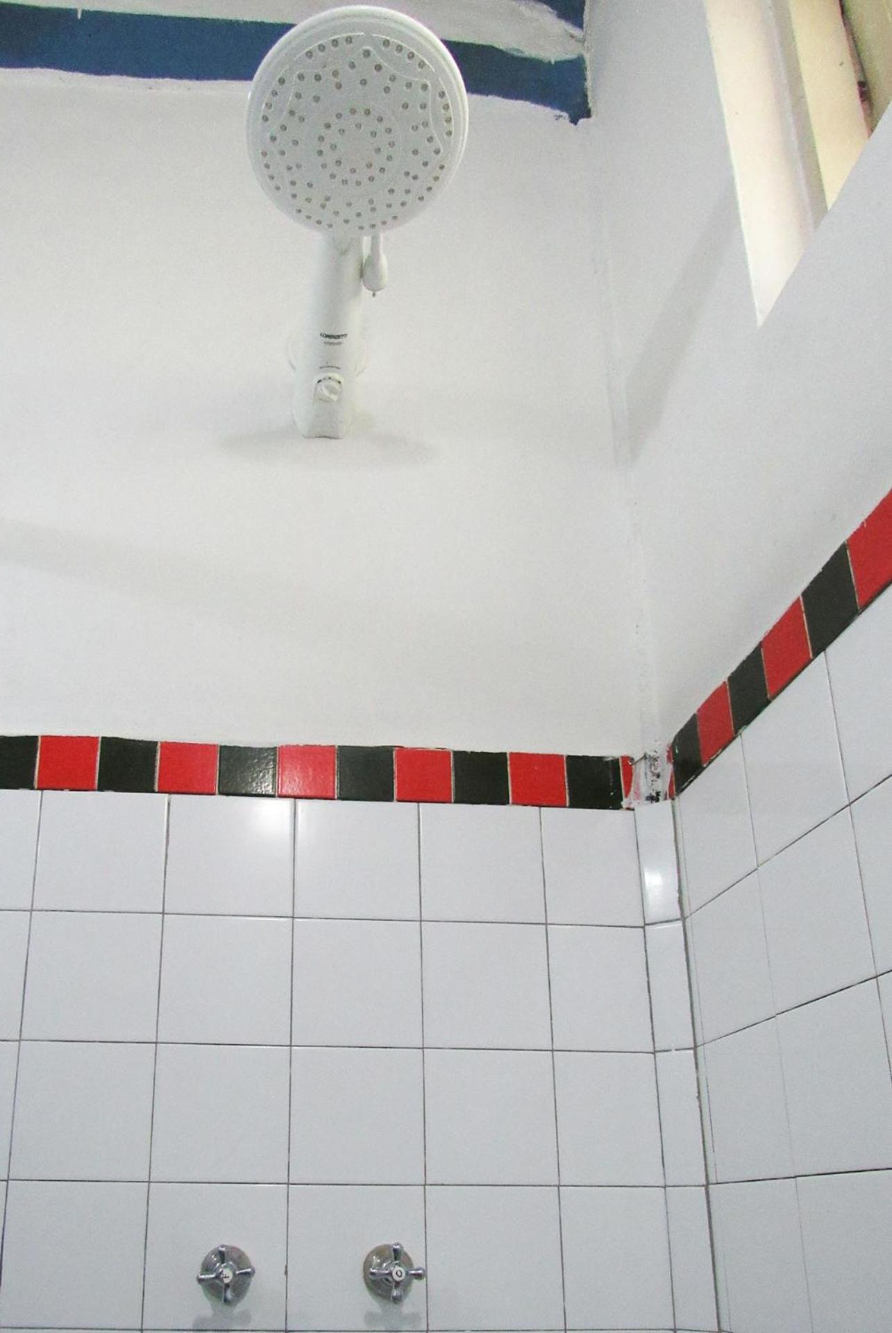 Casa com saida privativa para a Praia do Felix SP