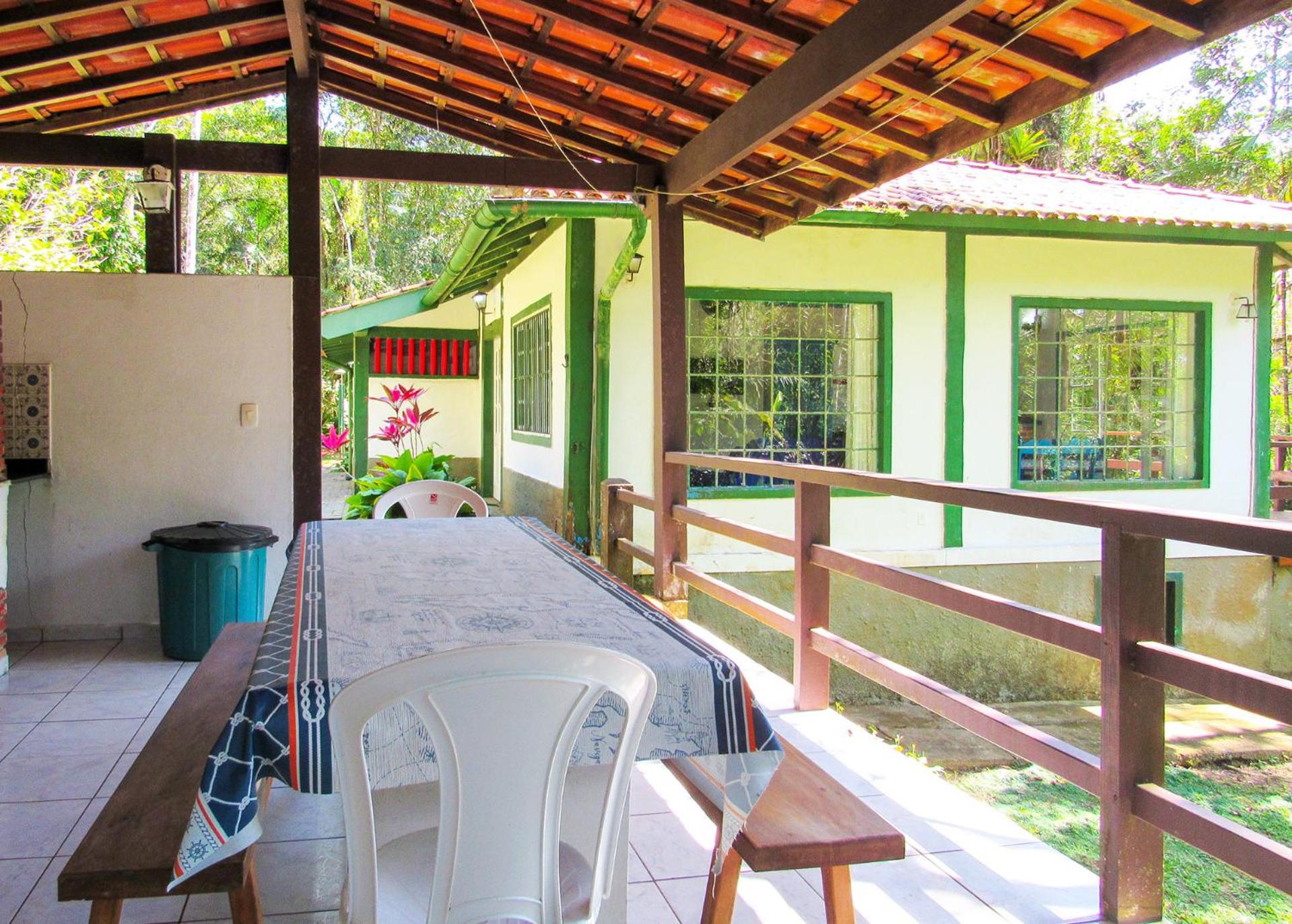 Casa com saida privativa para a Praia do Felix SP