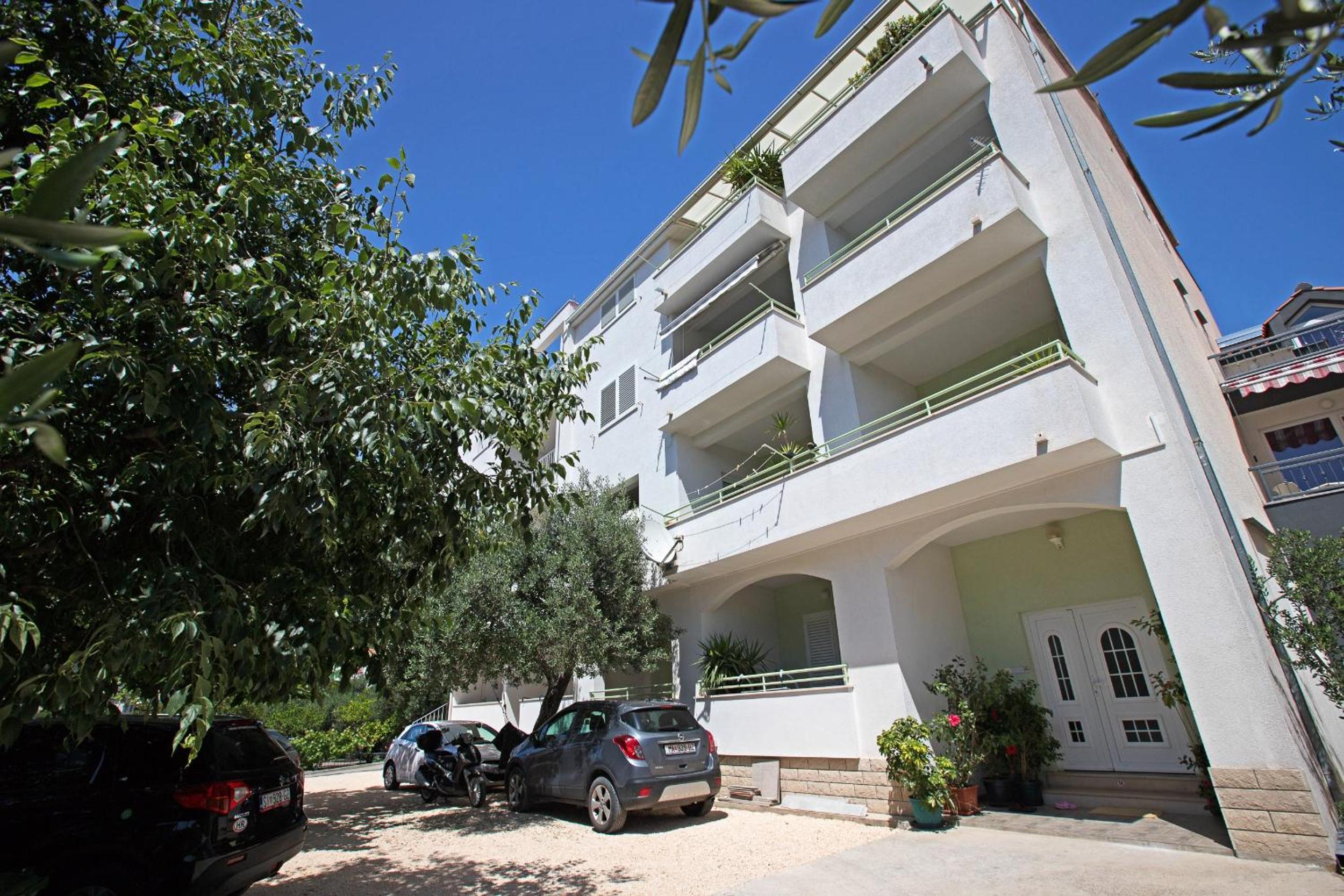 Apartments Strada Tučepi view 2