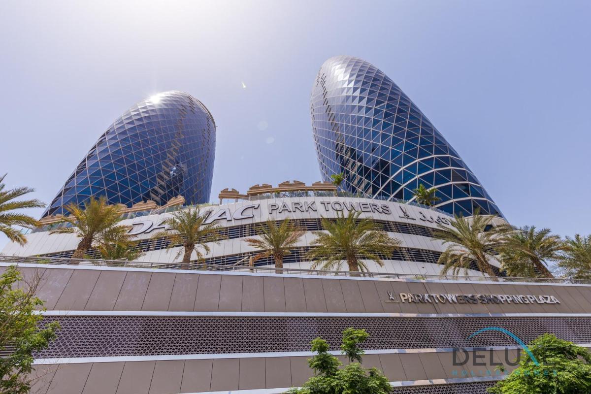 Wonderful Studio at Park Towers DIFC by Deluxe Holiday Homes