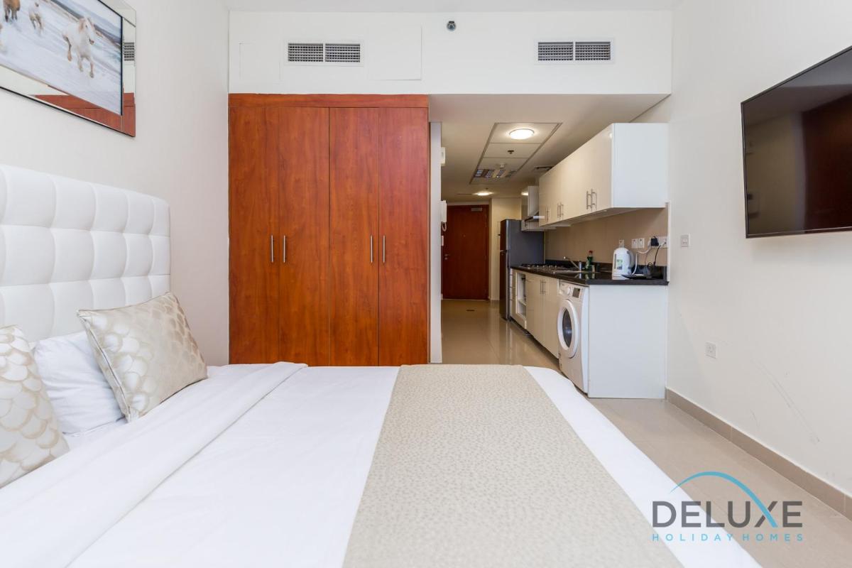 Wonderful Studio at Park Towers DIFC by Deluxe Holiday Homes