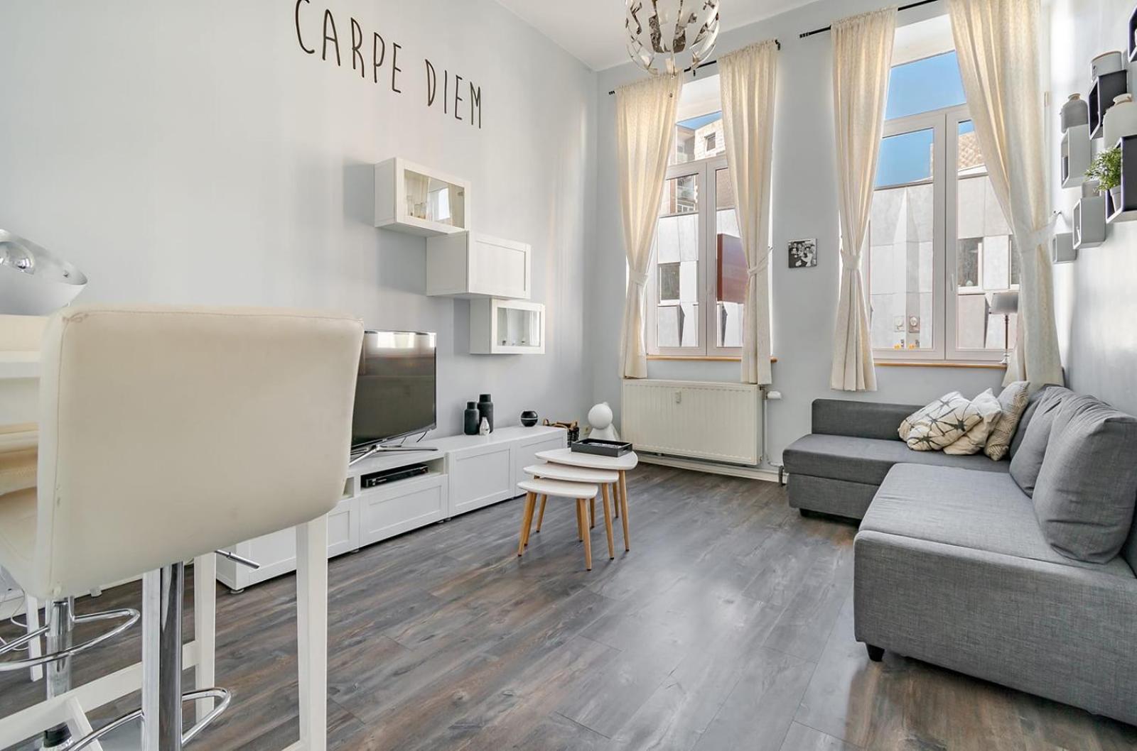 Duplex 90m Centre Verviers Calme Gare à pied Spa Francorchamps 20 min