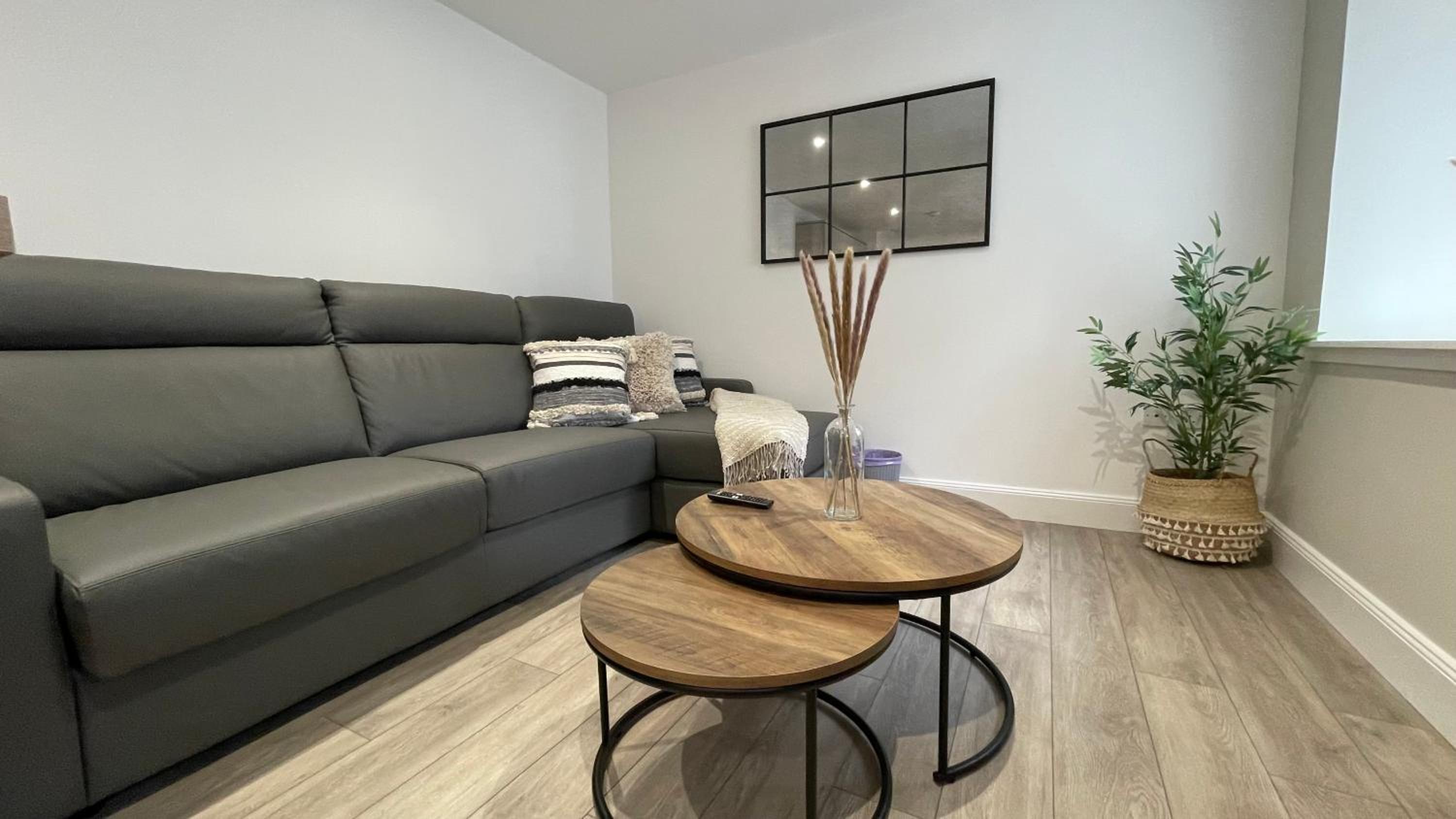 The Forge by Caithness Luxury Apartments NC500 - Elegant Luxury Apartment with Bike store - Sleeps 4 - PREFERENTIAL RATES FOR LONG STAY TRADES - CONTACT US view 5