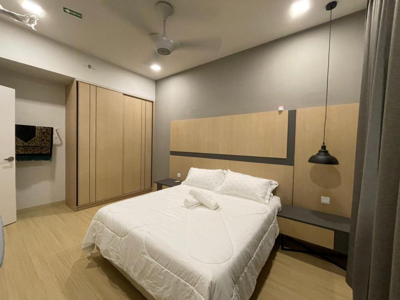 Kincir Homesuites - Free WiFi & Netflix photo 8