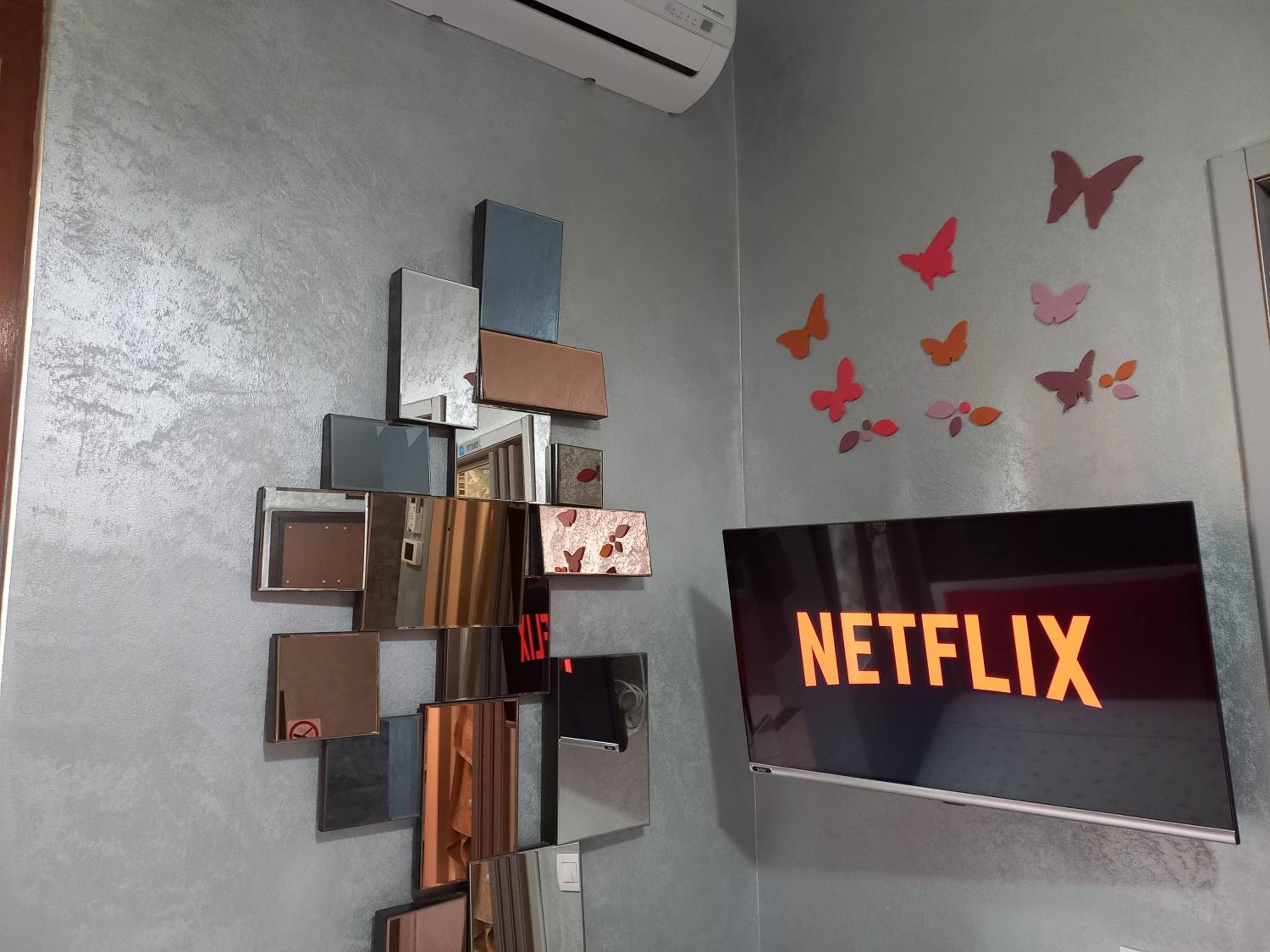 Inna Best House - Image 3