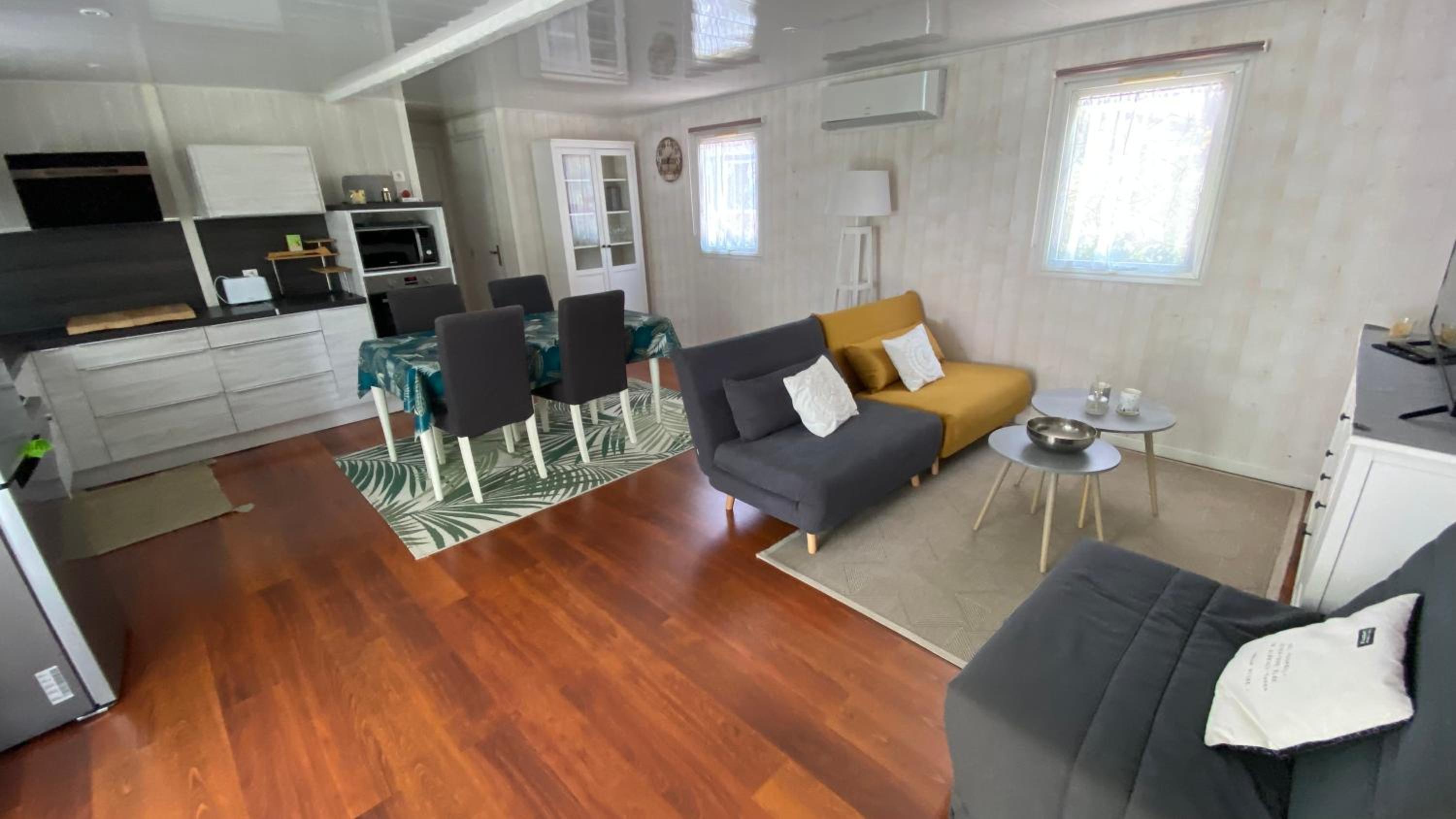 Bungalow de luxe de 60m2 dans camping 5 étoiles view 3