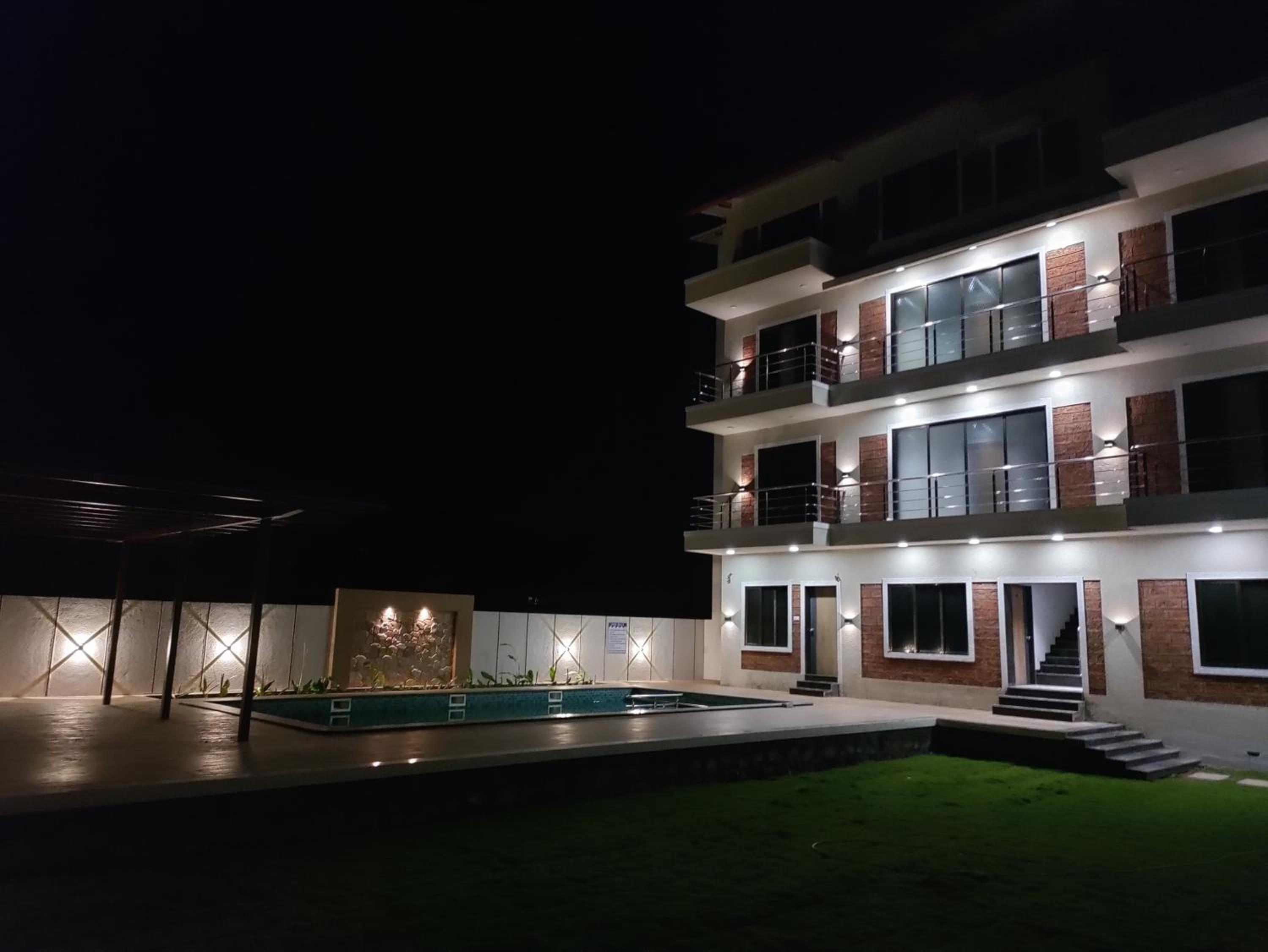 Lotus The Lake View Resort view 3