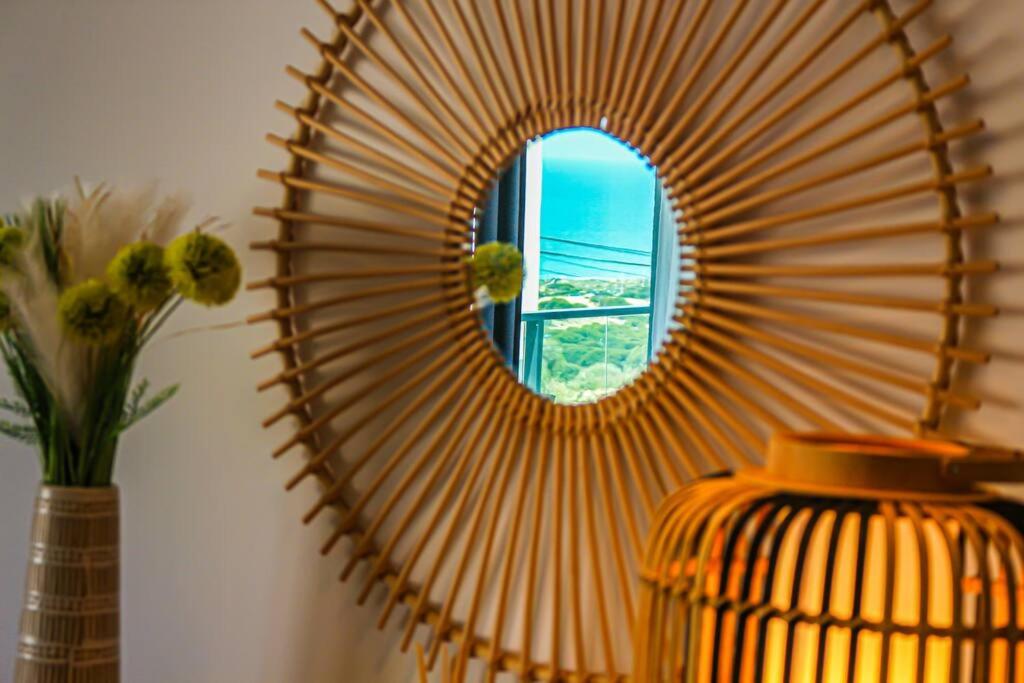 Iconic Sea Views Luxury Apartment