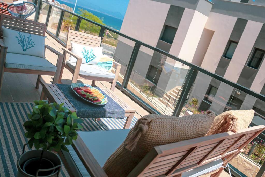 Iconic Sea Views Luxury Apartment